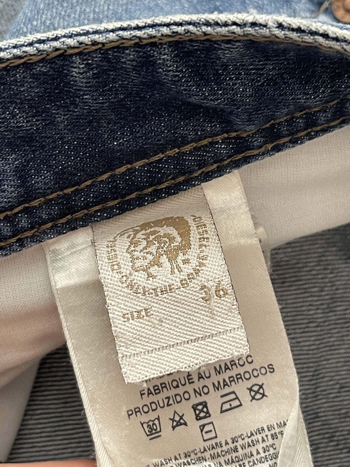 Diesel Vintage Diesel Blue Jeans Distressed Denim W36 Size US 36 / EU 52 - 7 Thumbnail