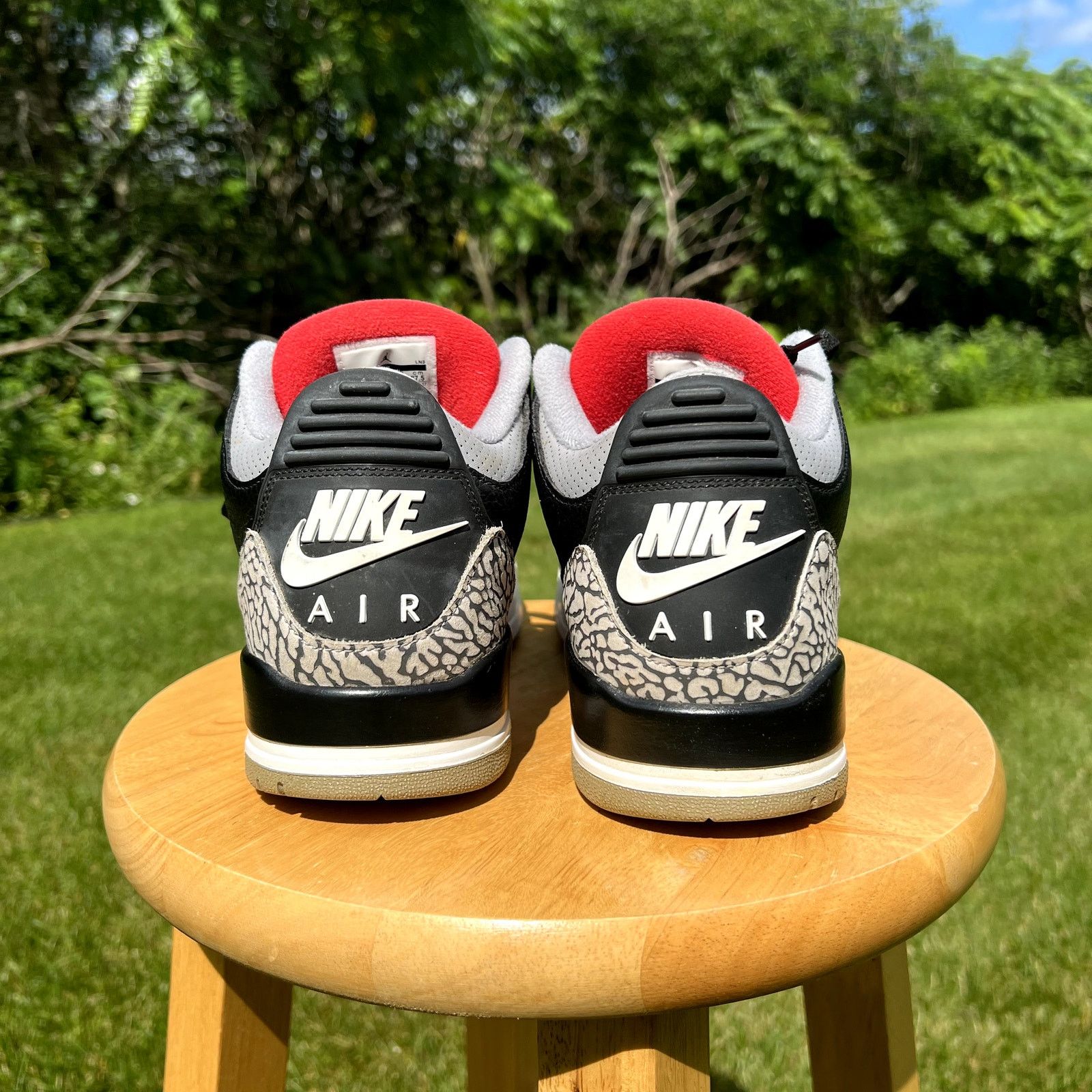 Jordan Brand × Nike Nike Air Jordan 3 Retro OG Black Cement 2018 Men's Size 9.5 Size US 9.5 / EU 42-43 - 5 Thumbnail