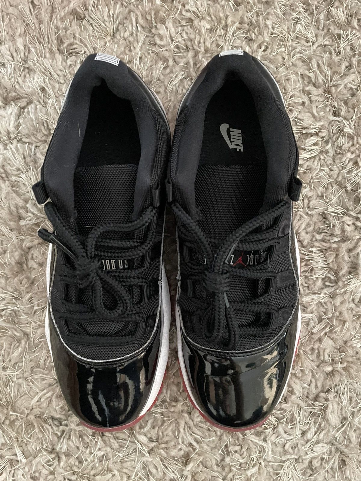 Jordan Brand Jordan 11 Bred Low Size US 7 / EU 40 - 5 Thumbnail