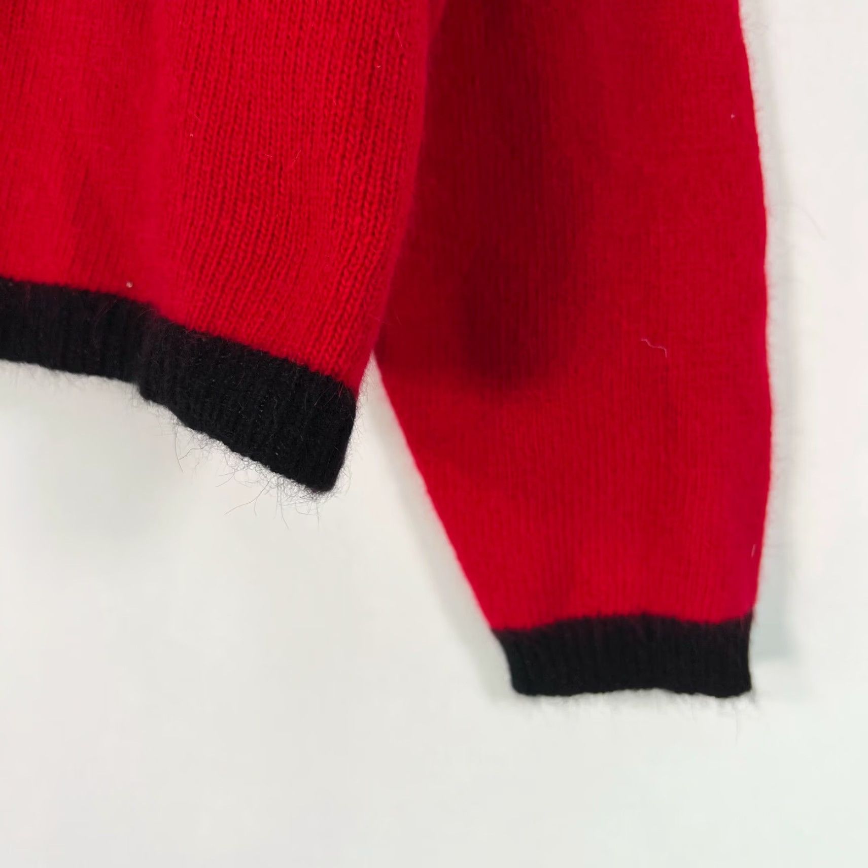 Vintage Rosanna Cardigan Sweater Womens Long Sleeves Button Front Beaded Red Size L Size L / US 10 / IT 46 - 5 Thumbnail