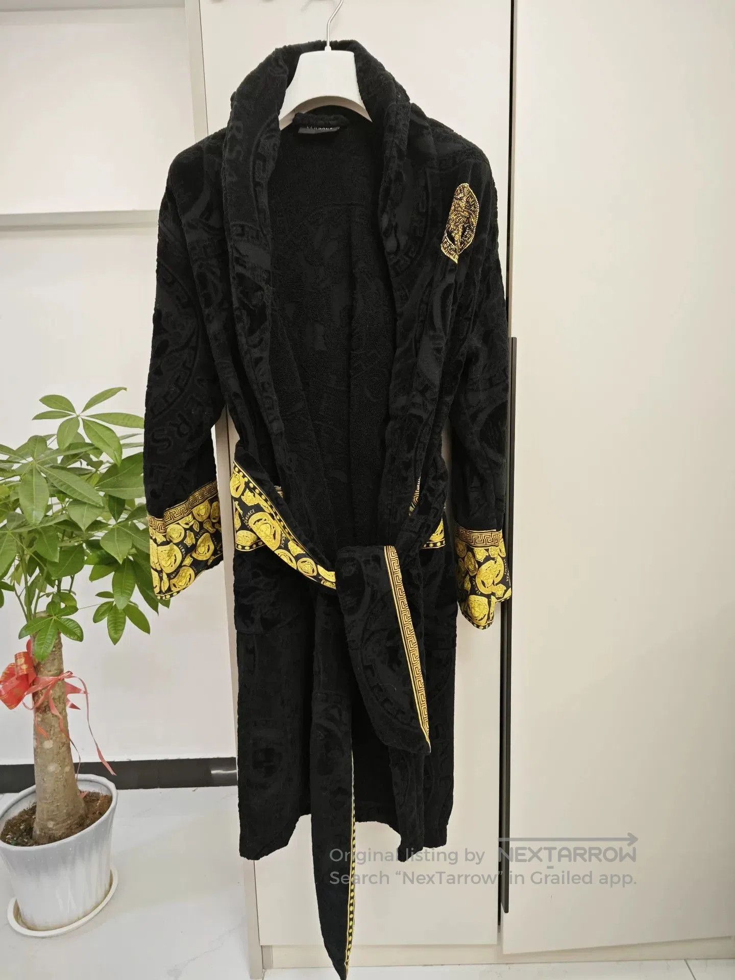 Versace Versace Printed Belted Mid-Length Robe. Size US M / EU 48-50 / 2 - 1 Thumbnail