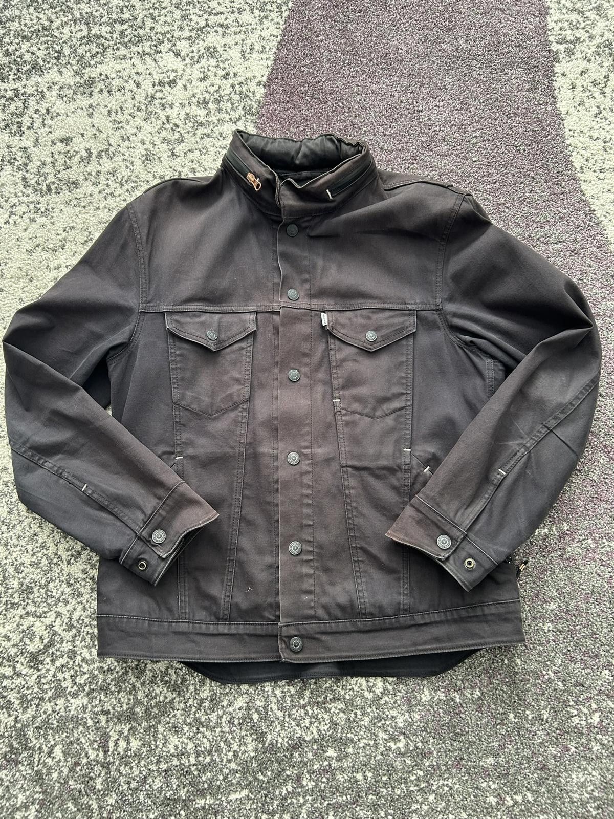 Levi’s Commuter Trucker Jacket – Black Denim Workwear