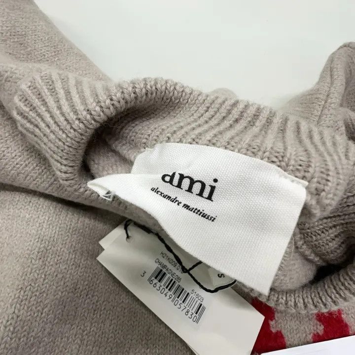AMI AMIPARIS Heart Logo Wool Sweater -2507 Size US M / EU 48-50 / 2 - 6 Thumbnail