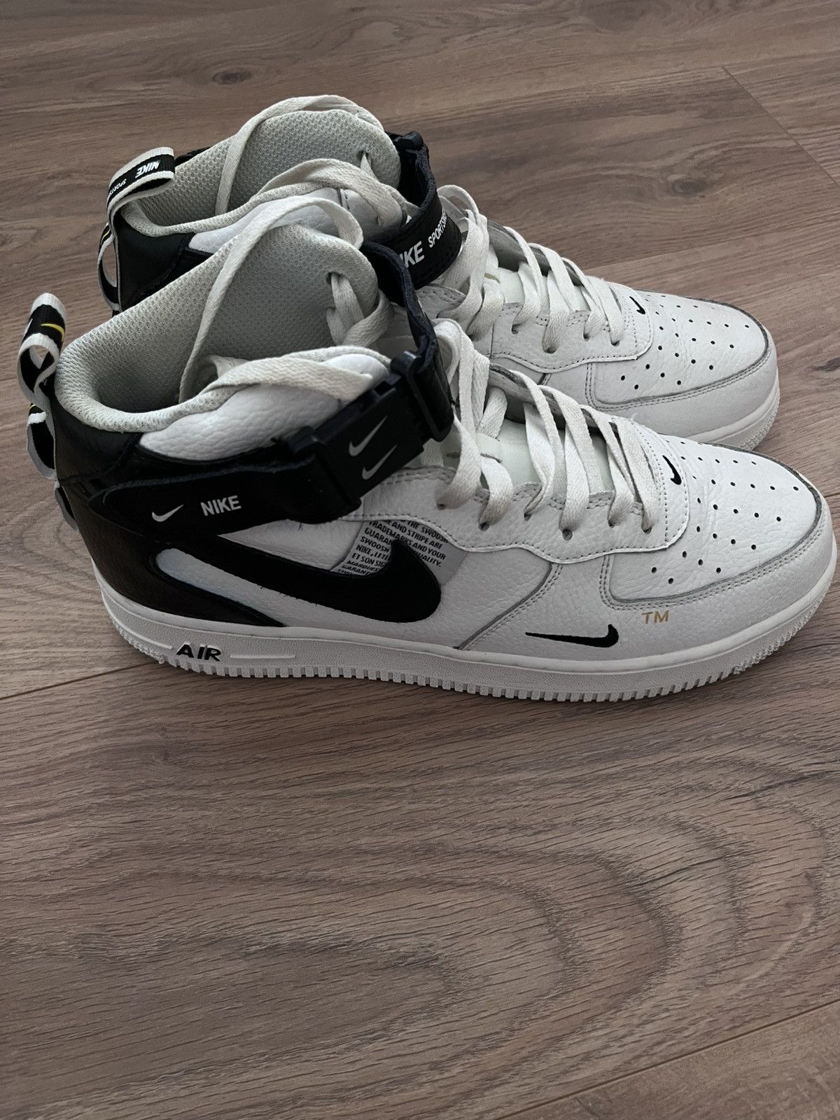 Nike Nike Air Force 1 Mid Utility Size US 10 / EU 43 - 6 Thumbnail