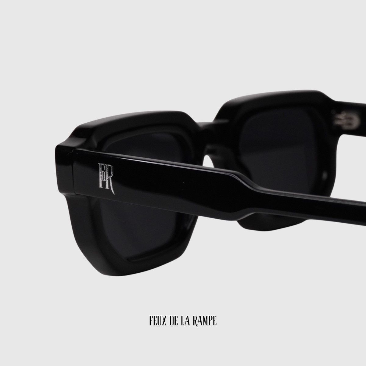 Designer « The Classic Black » Sunglasses by FDLR Size ONE SIZE - 5 Thumbnail