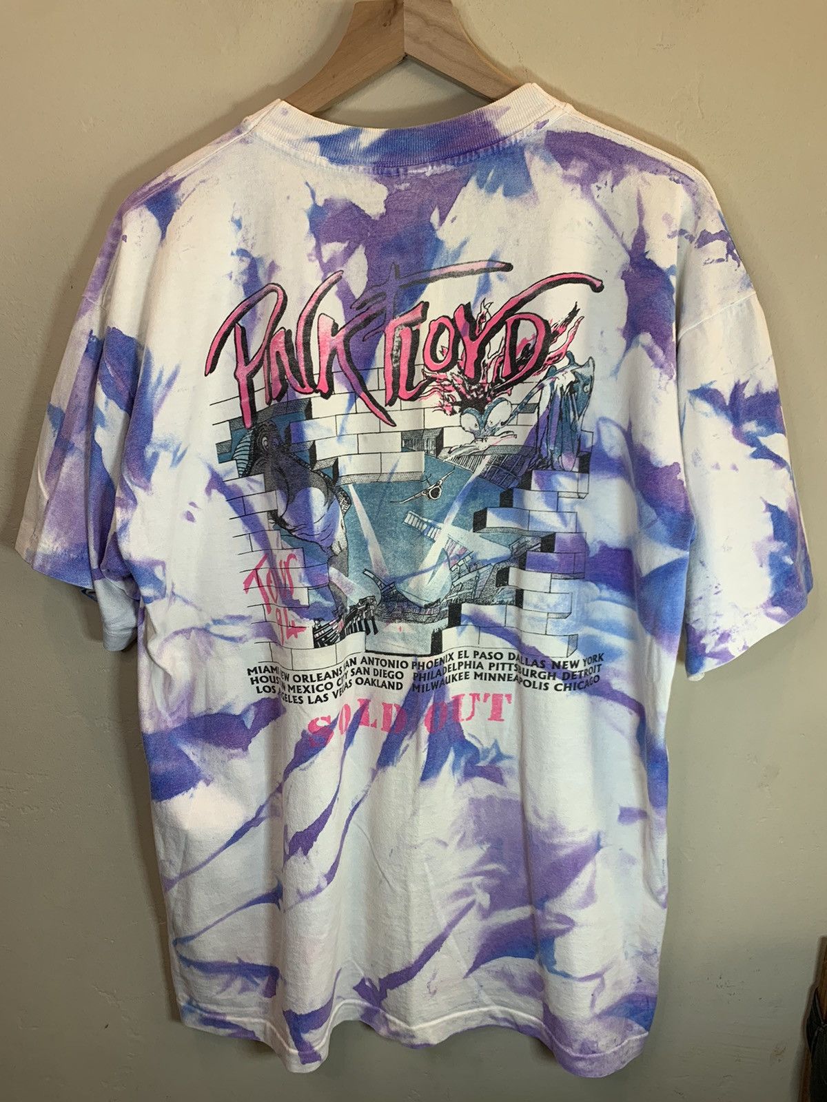 Band Tees × Pink Floyd × Vintage *RARE* Vintage 1994 Pink Floyd Division Bell Tour Art Shirt Size US XL / EU 56 / 4 - 2 Thumbnail