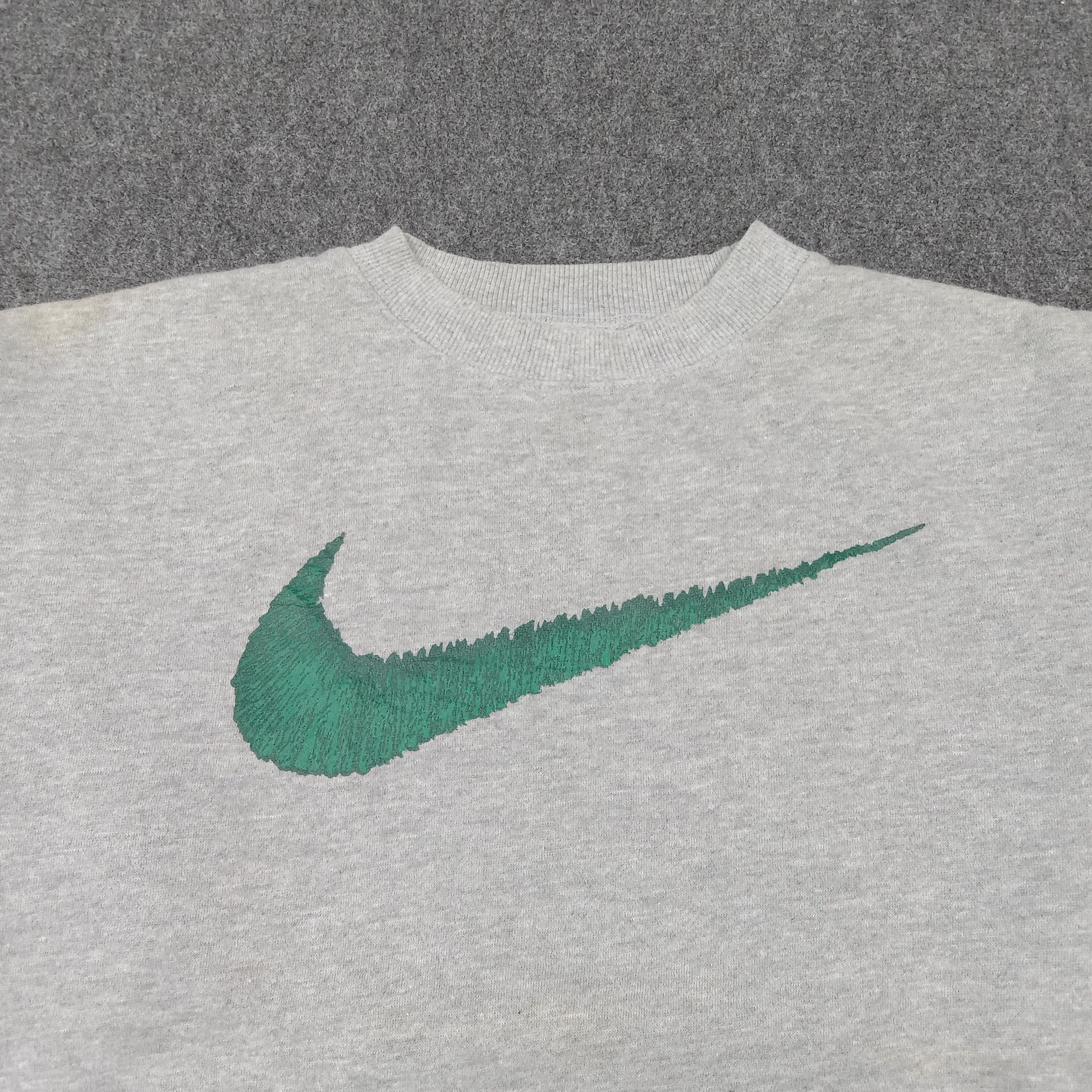 Nike Nike Big Swoosh Streetwear Sweatshirt C283N27 Size US L / EU 52-54 / 3 - 2 Thumbnail