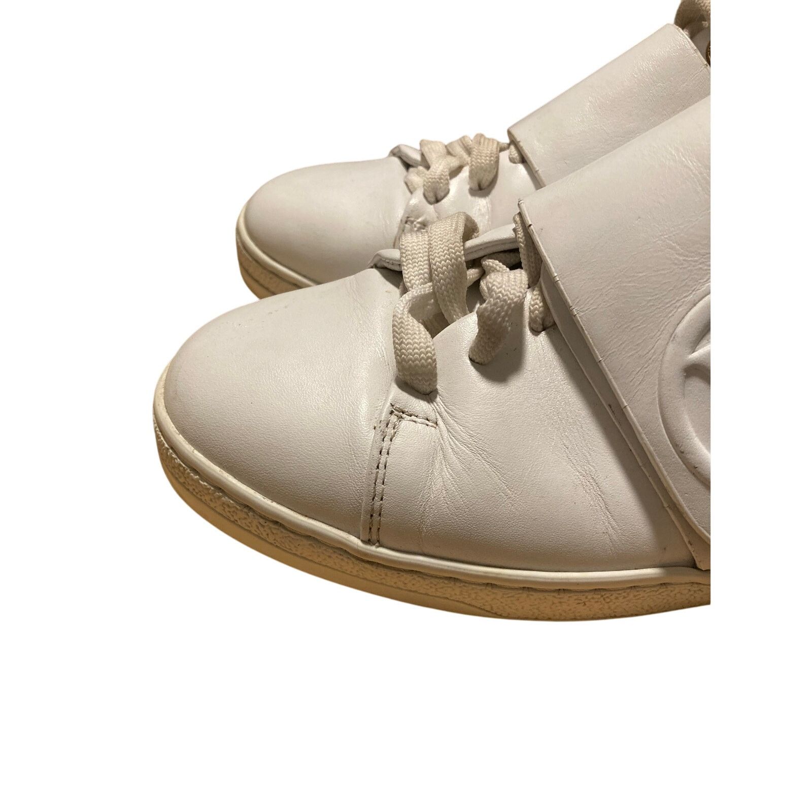 Louis Vuitton White Louis Vuitton Frontrow Sneakers Women's US 6 EU 36.5 Size US 6 / IT 36 - 1 Thumbnail