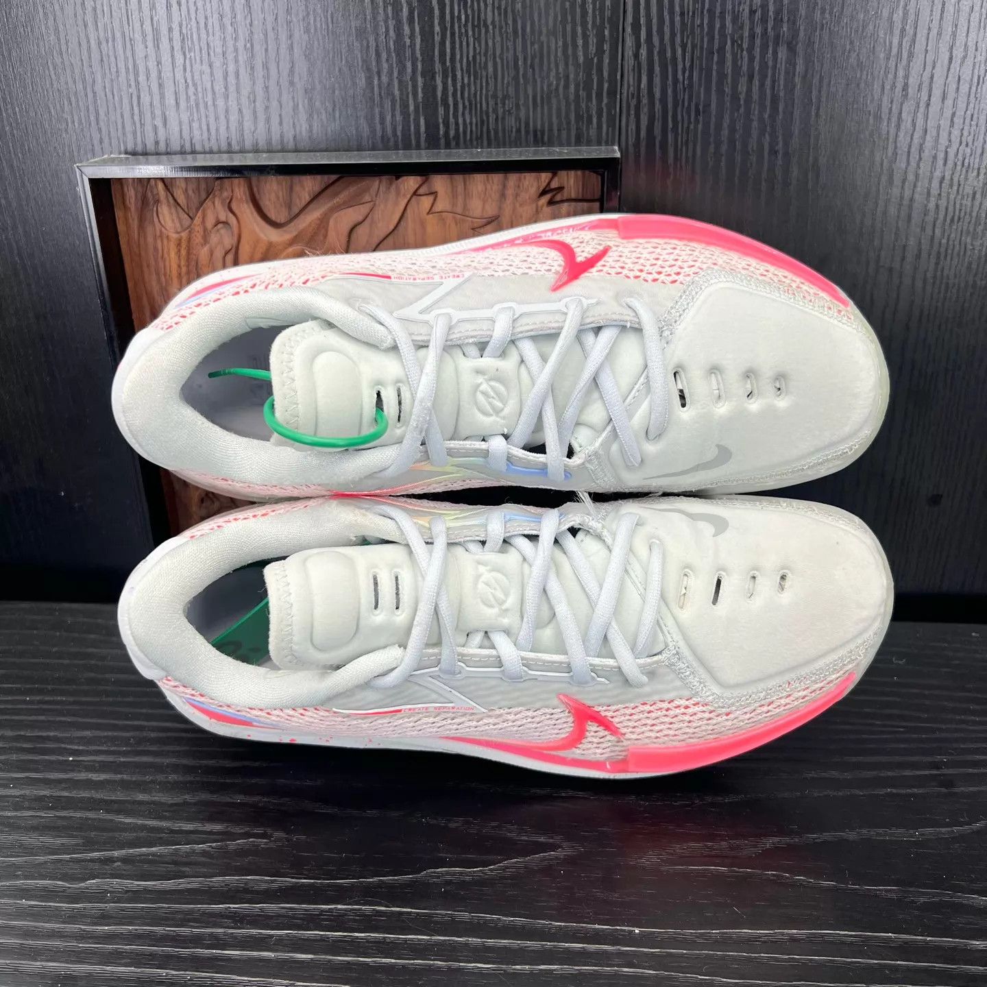 Nike GT Cut White/Pink 40 New With Box Size US 7 / EU 40 - 2 Thumbnail