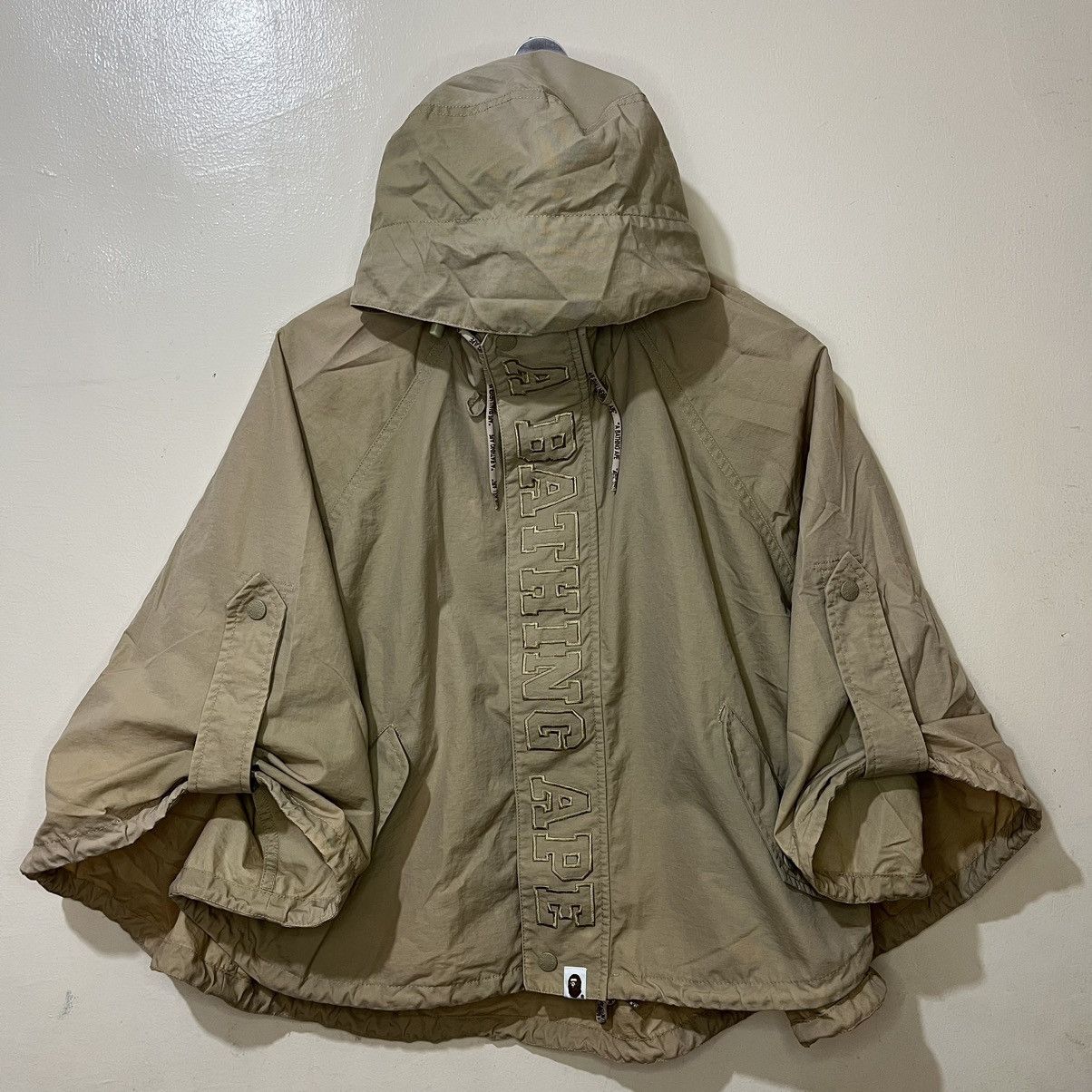 Bape Rare Bape Nylon Poncho Jacket Size ONE SIZE - 1 Thumbnail
