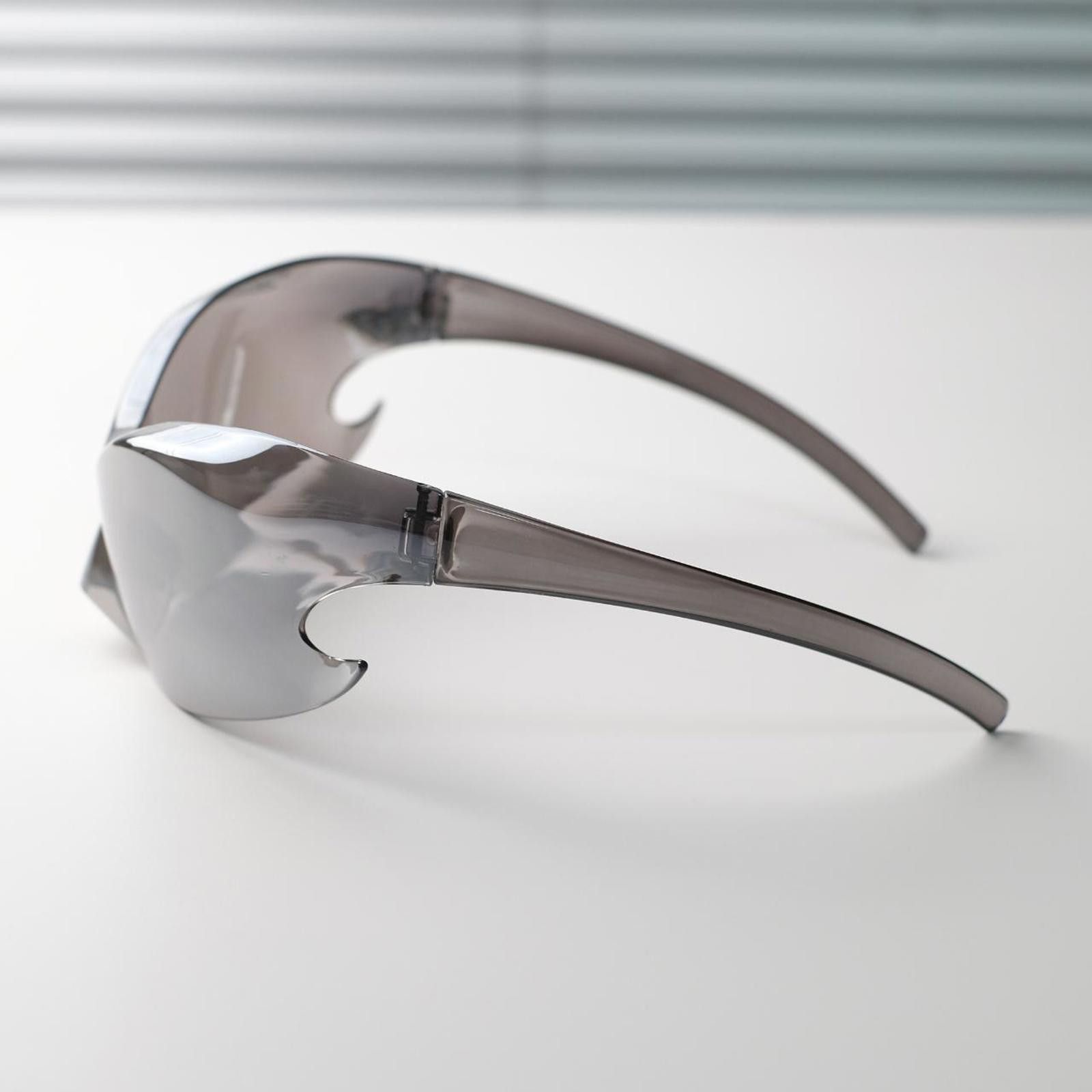 Japanese Brand Y2k Vtg Avant Garde Futuristic Sliver Sunglasses Unisex OS Size ONE SIZE - 7 Thumbnail