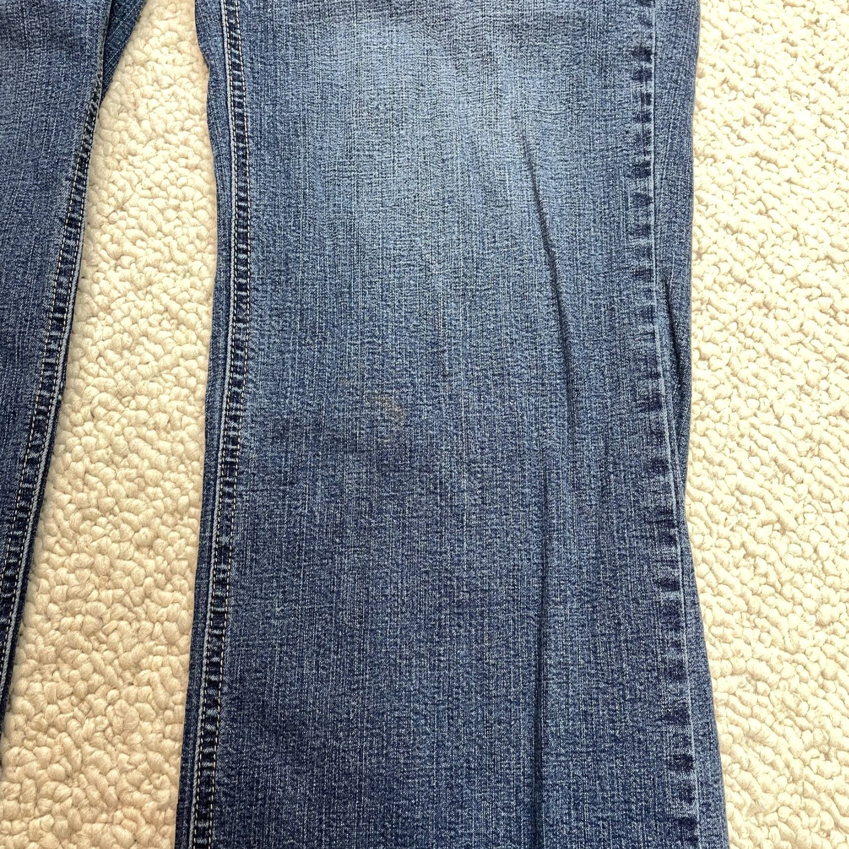 Lee Lee Jeans Women 16 Petite Blue Denim Straight Stretch Zip 27.5 Inseam 5-Pocket Solid Size 38" / US 16 / IT 52 - 3 Thumbnail