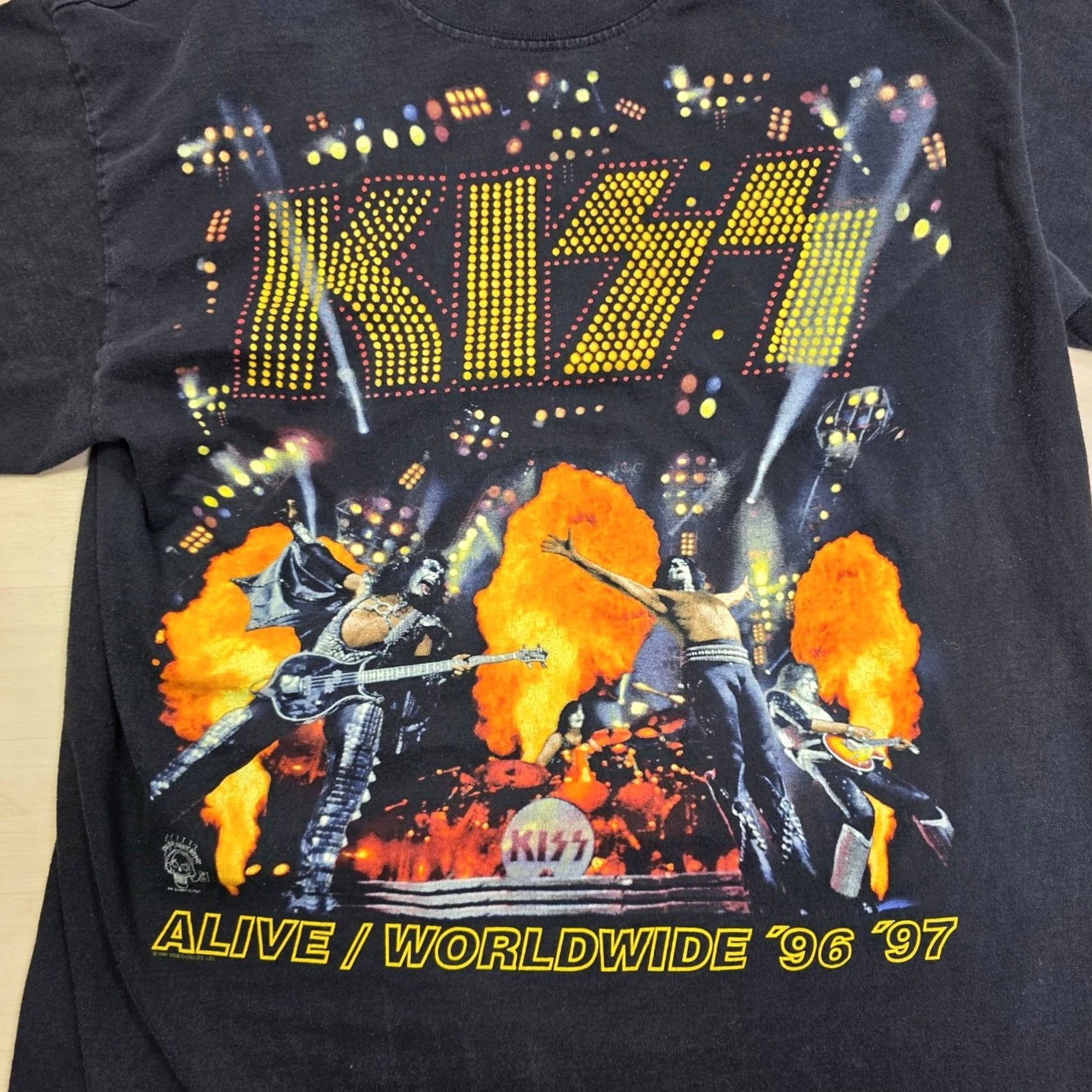 Vintage VINTAGE KISS 1996-1997 'Alive Worldwide' Tour RARE 90s Hottest Band Shirt Large Size US L / EU 52-54 / 3 - 6 Thumbnail