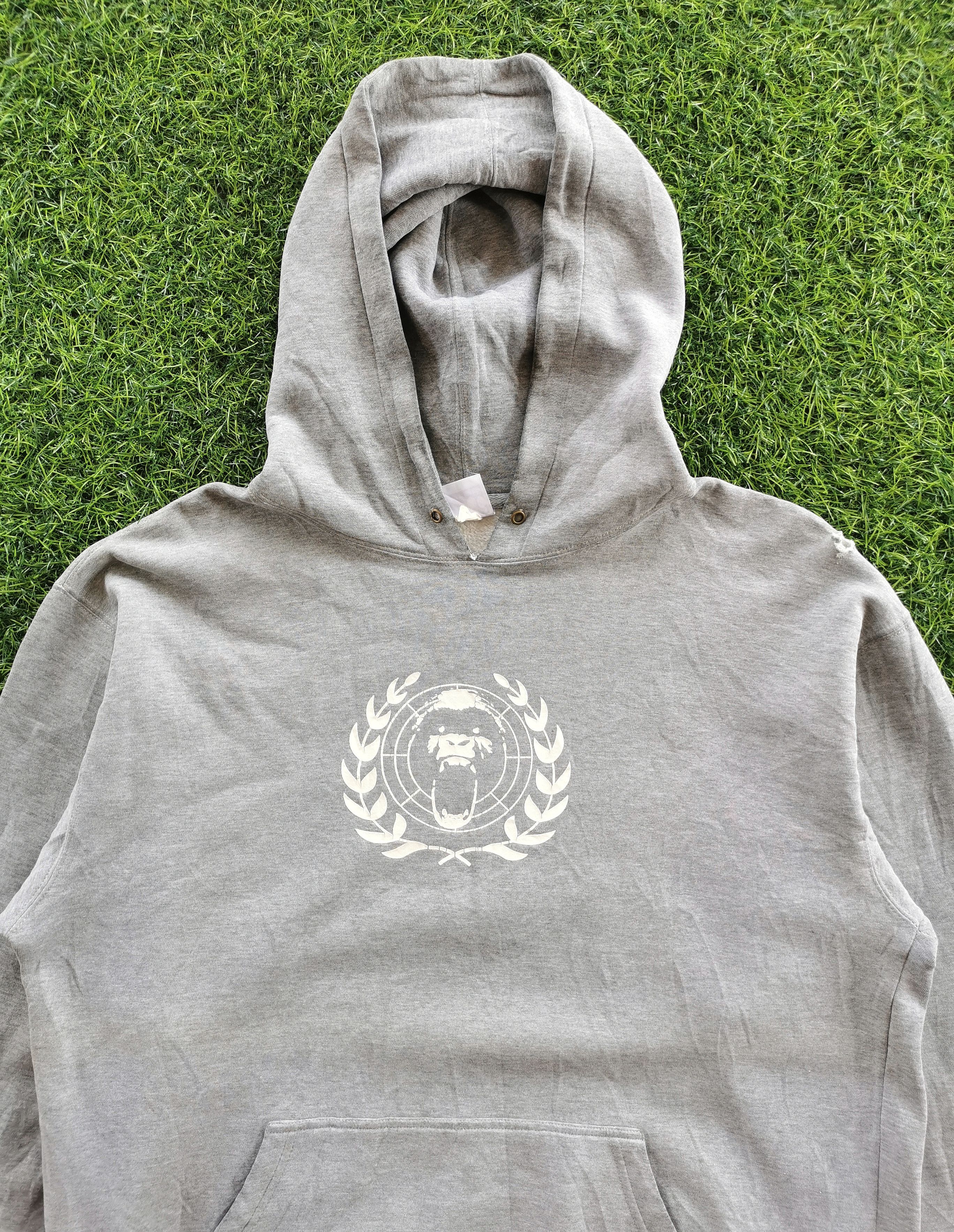 Xlarge Vintage XLarge Brand Streetwear Distressed Hoodie Size US L / EU 52-54 / 3 - 3 Thumbnail