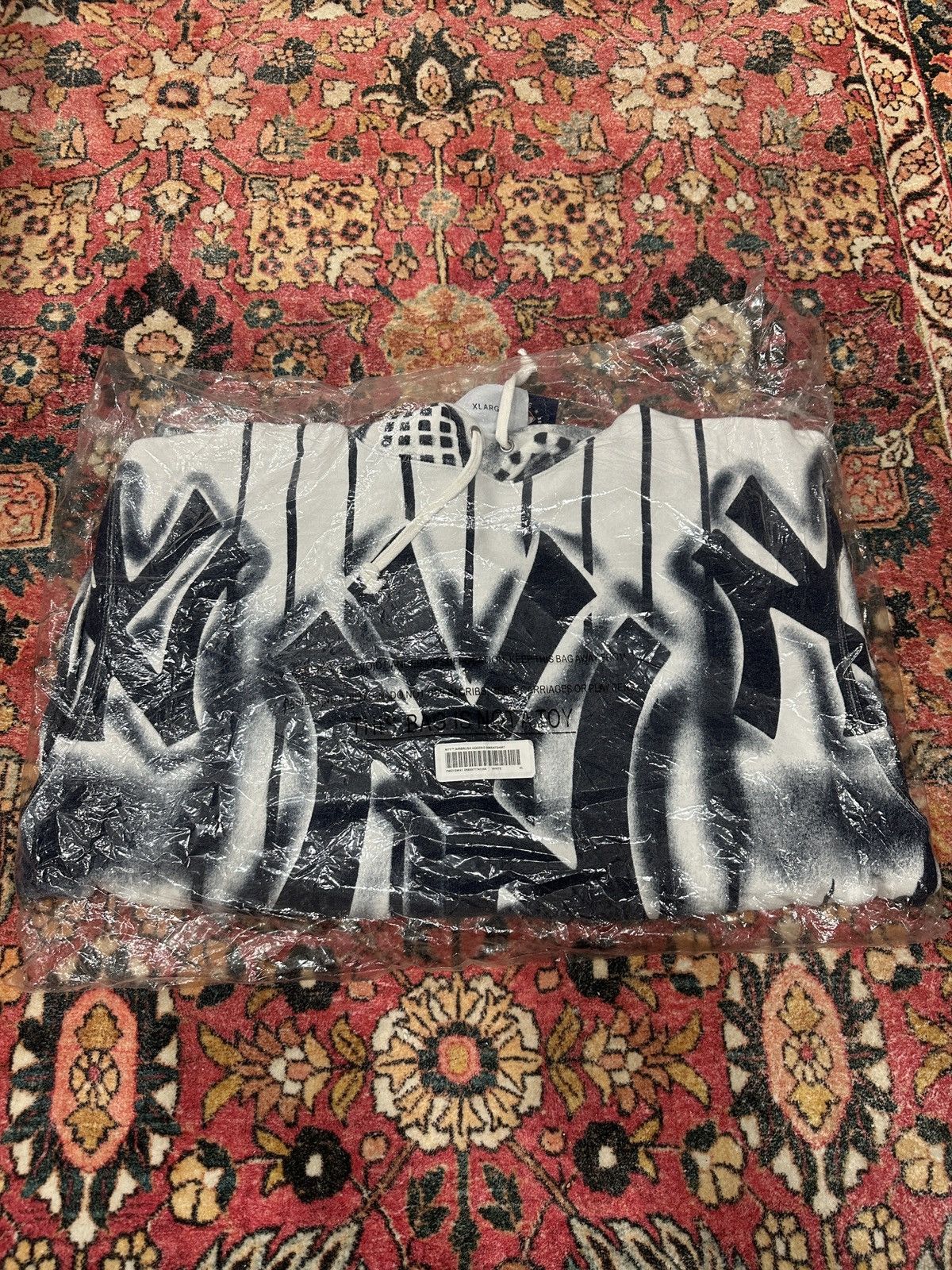 Supreme Yankees Airbrush | Grailed
