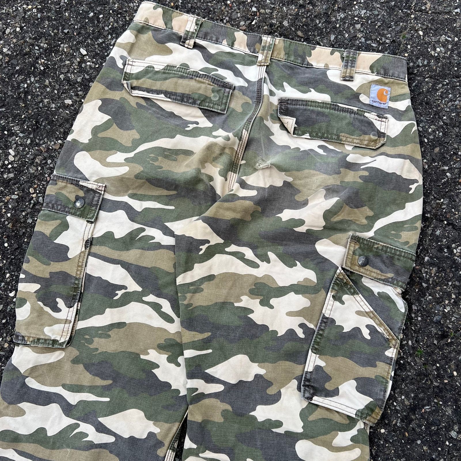 パンツ archive Carhartt cargo pants y2k camo Modern Y2K Carhartt WIP Camo Double Knee Carpenter Pants