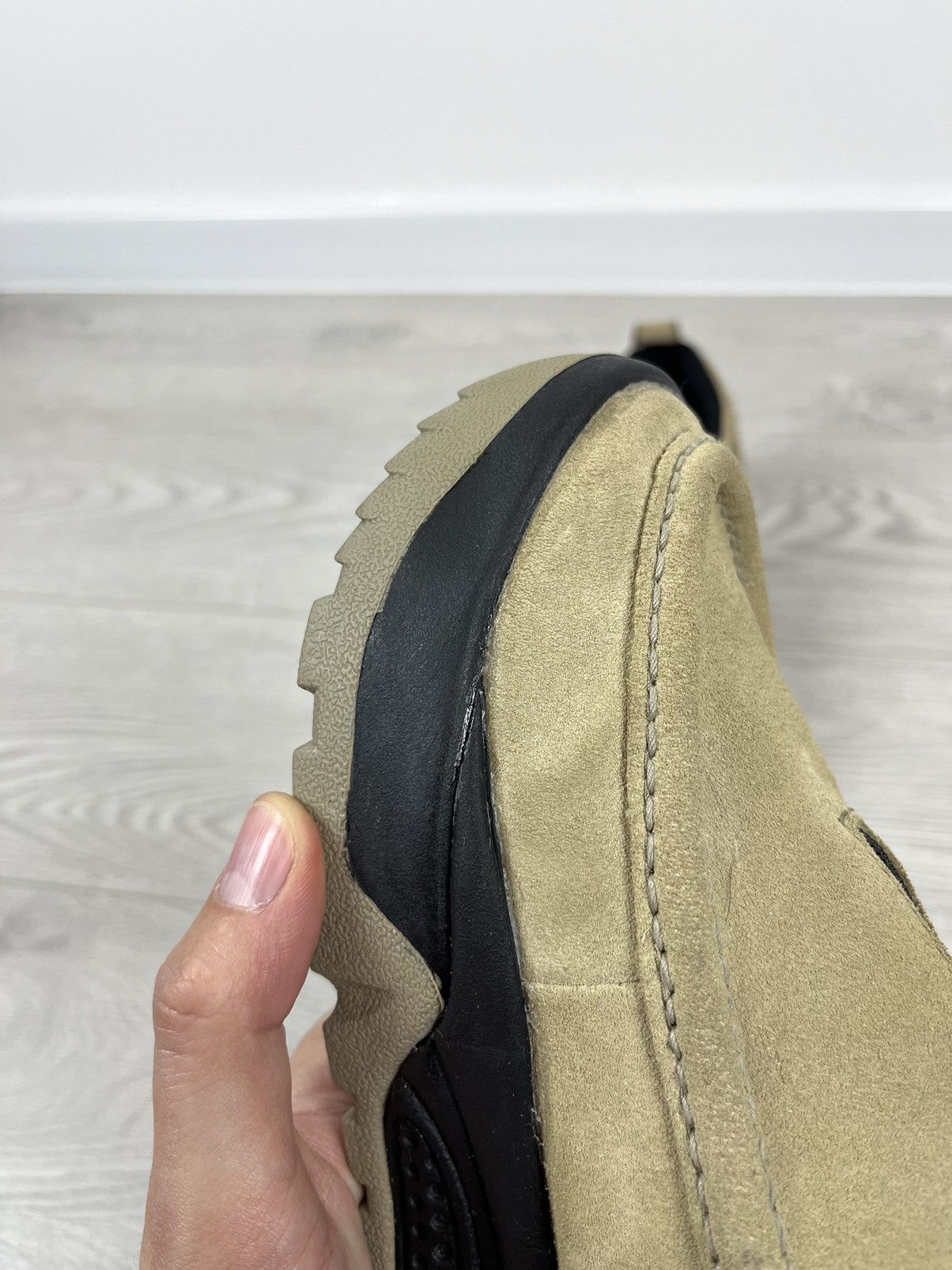 Vintage Rare Nike ACG IZY Vintage 00s Suede Beige Platform Zip Shoes Size US 8 / EU 41 - 9 Thumbnail