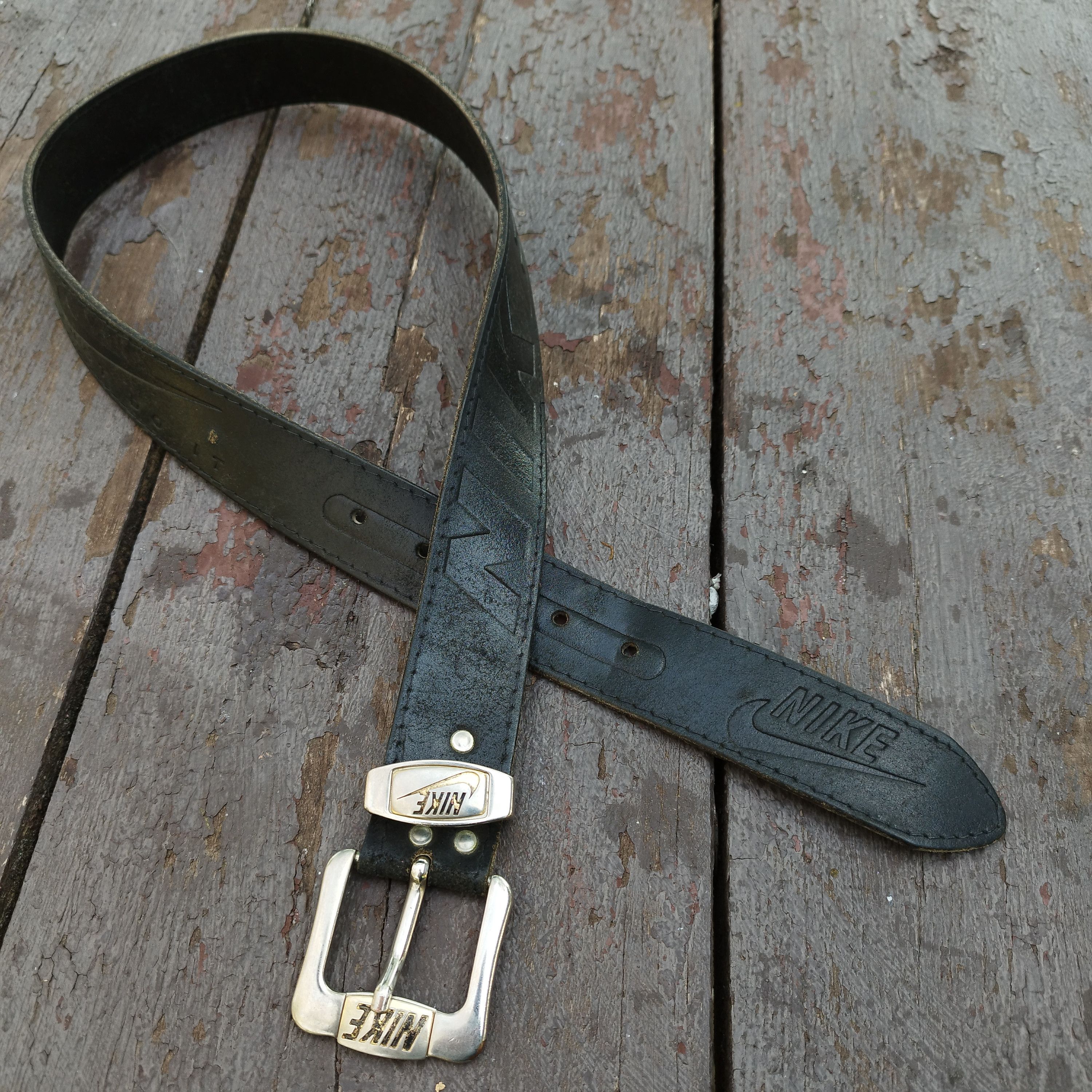 Nike Vintage Nike Swoosh Logo Metal Buckle Leather Belt Rare Size ONE SIZE - 1 Thumbnail