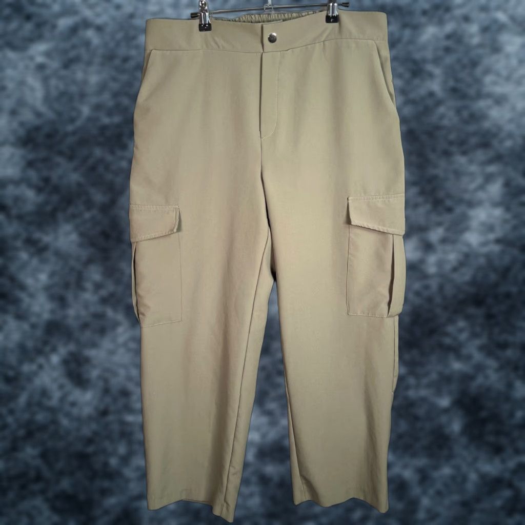 Zara Zara Beige Wide-Leg Cargo Pants XL Elastic Waist Women Size 40" / US 18 - 1 Thumbnail