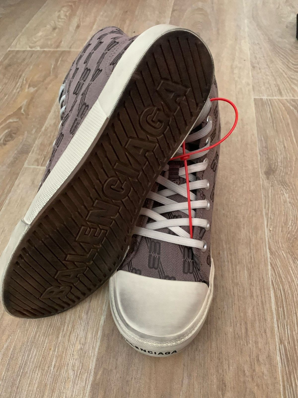 Balenciaga Balenciaga Paris Logo Hightop Sneaker Sz.39 Size US 6 / EU 39 - 9 Thumbnail