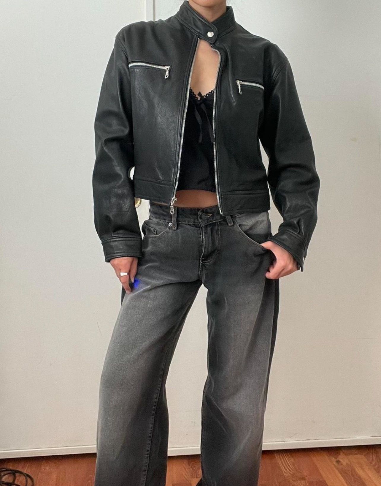 Vintage Vintage leather bomber jacket Size M / US 6-8 / IT 42-44 - 3 Thumbnail
