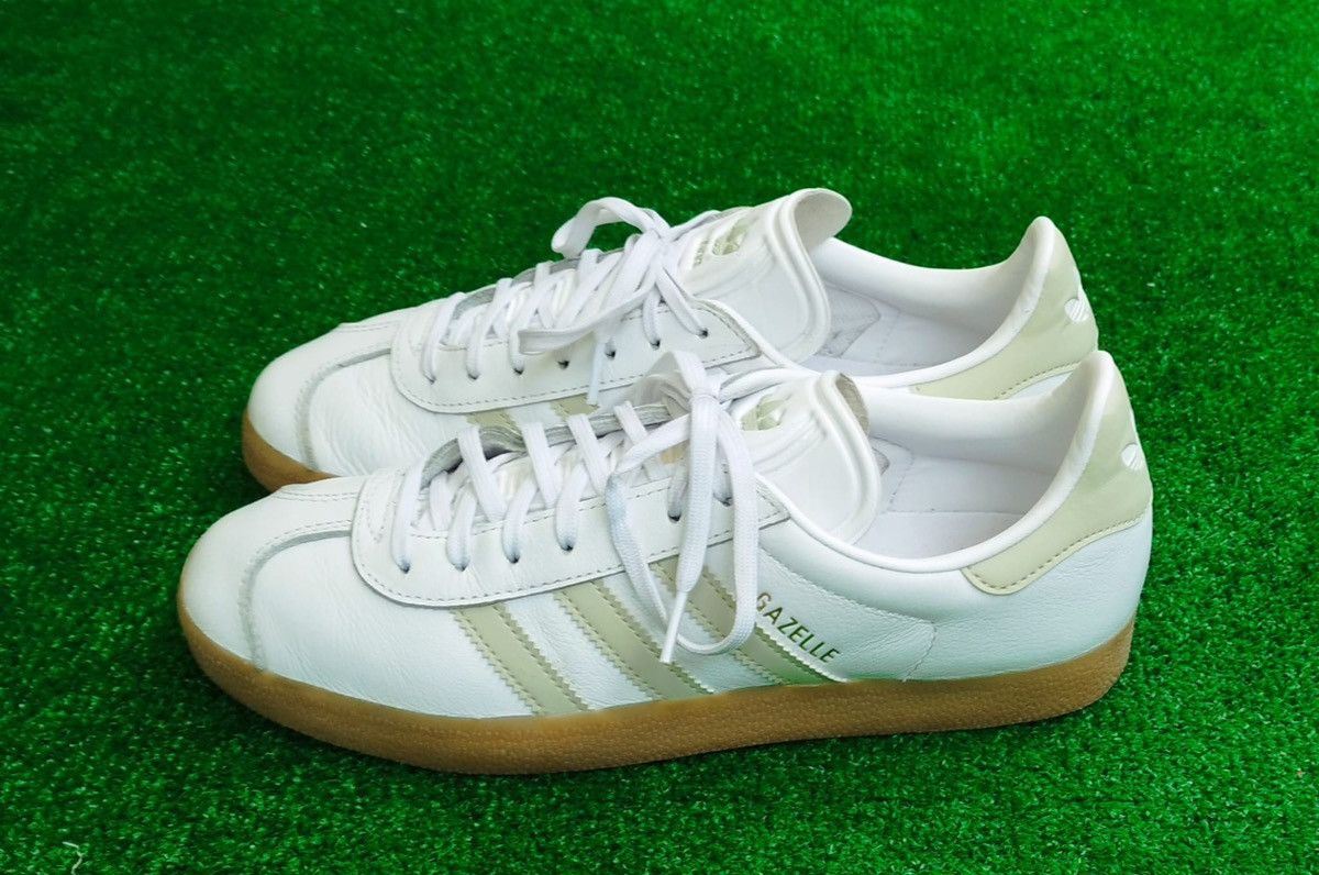 Adidas Adidas Gazelle White #10 Size US 10 / EU 43 - 3 Thumbnail