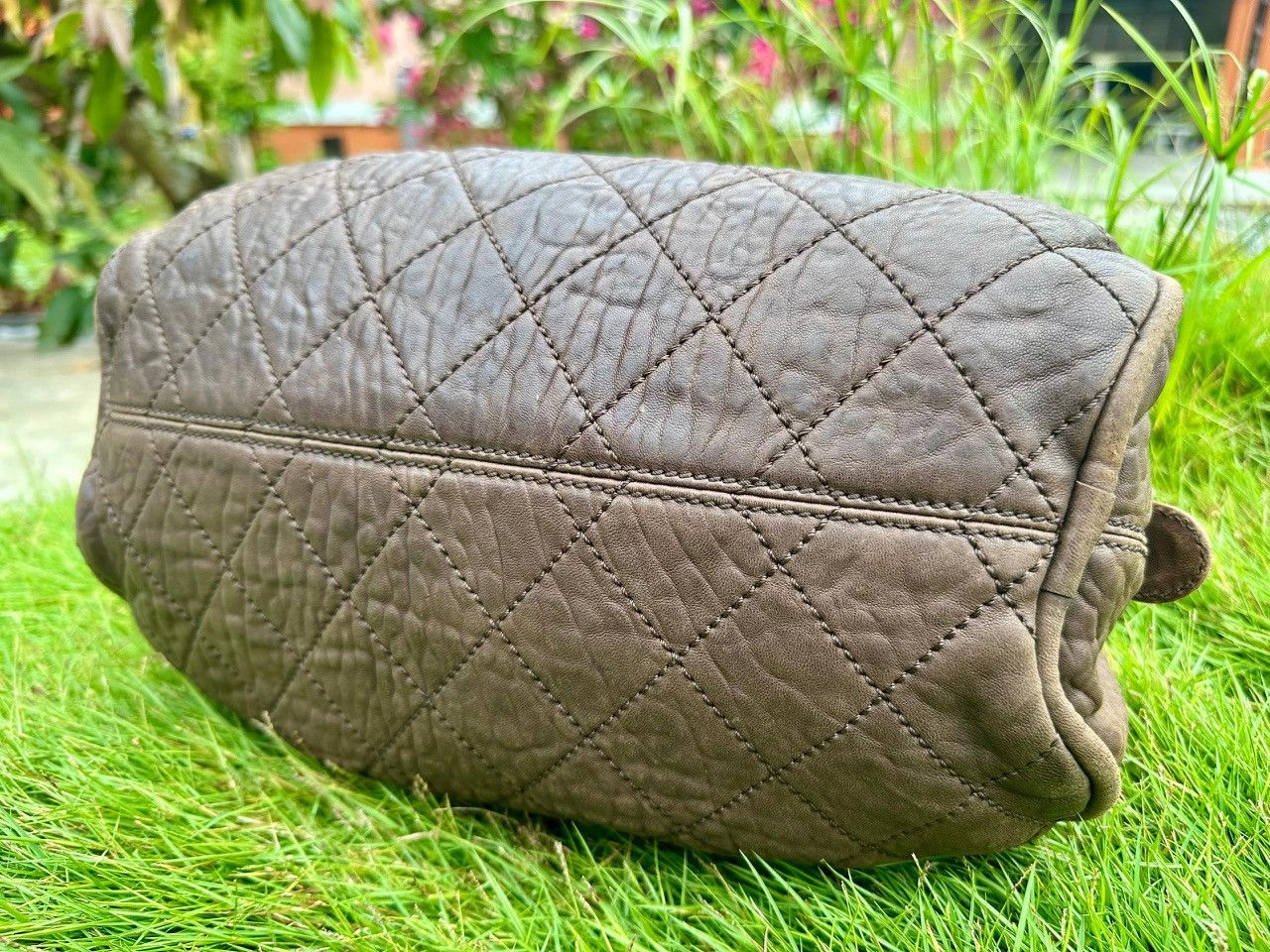 Chanel Authentic Chanel Quilted Lambskin Le Marais Bowler Bag Size ONE SIZE - 7 Thumbnail