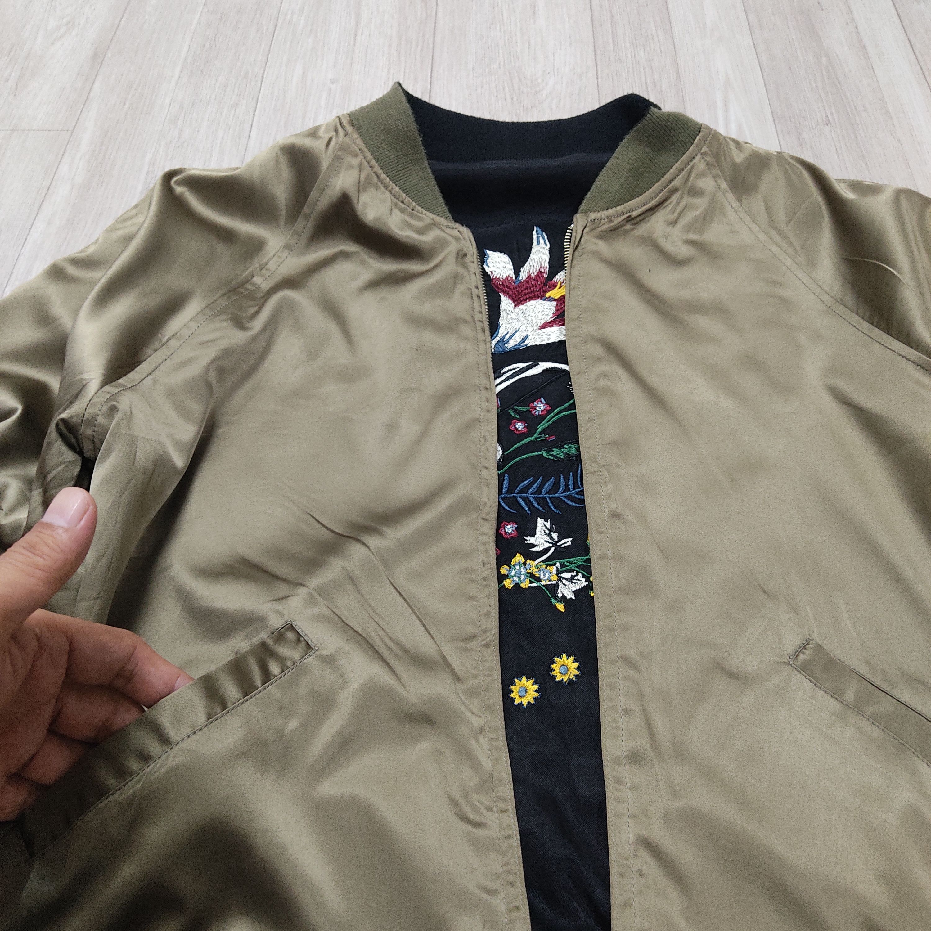 Japanese Brand × MOUSSY MOUSSY Embroidered Flowers Reversible Sukajan Jacket Size L / US 10 / IT 46 - 14 Thumbnail