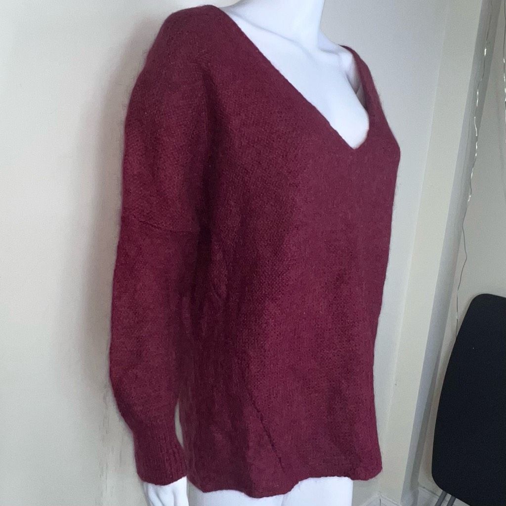 Cotelac Mohair Blend V-Neck Sweater