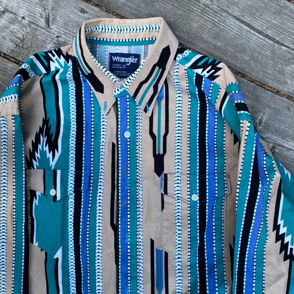 Wrangler Vintage Wrangler Cowboy Cut Regular Fit XL Aztec Button Up Size US XL / EU 56 / 4 - 5 Thumbnail