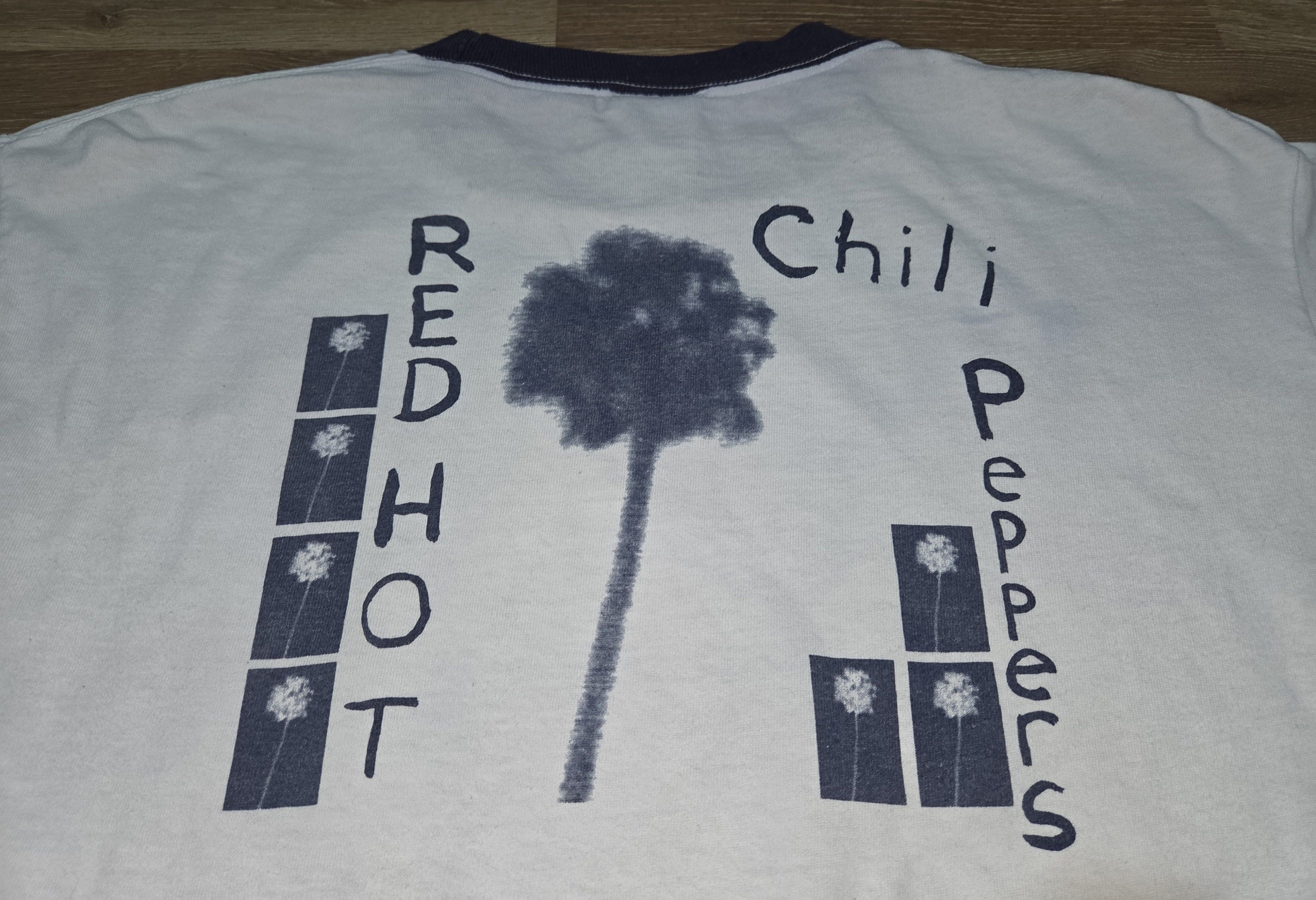 Band Tees Vintage RHCP Red Hot Chili Peppers Band Giant Promo T Shirt Size US M / EU 48-50 / 2 - 8 Thumbnail