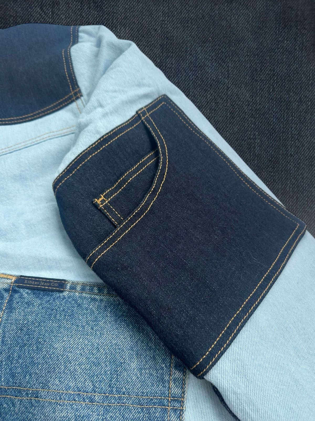Carhartt Detroit-Style Reworked Carhartt Denim Jacket – One of a Kind Size US M / EU 48-50 / 2 - 9 Thumbnail