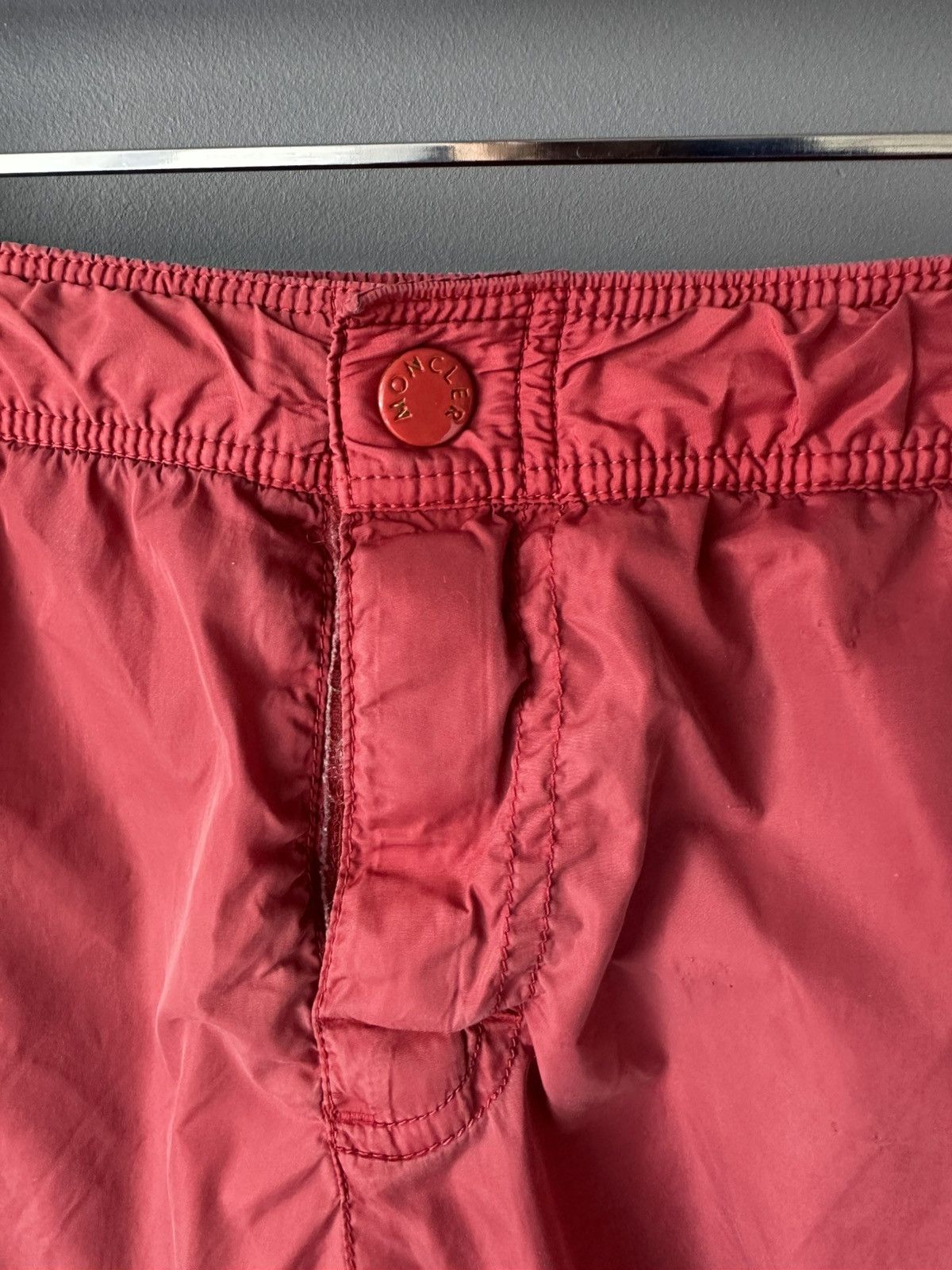 Moncler Moncler swimshorts swimwear faded red worn rubber logo Size US 32 / EU 48 - 4 Thumbnail