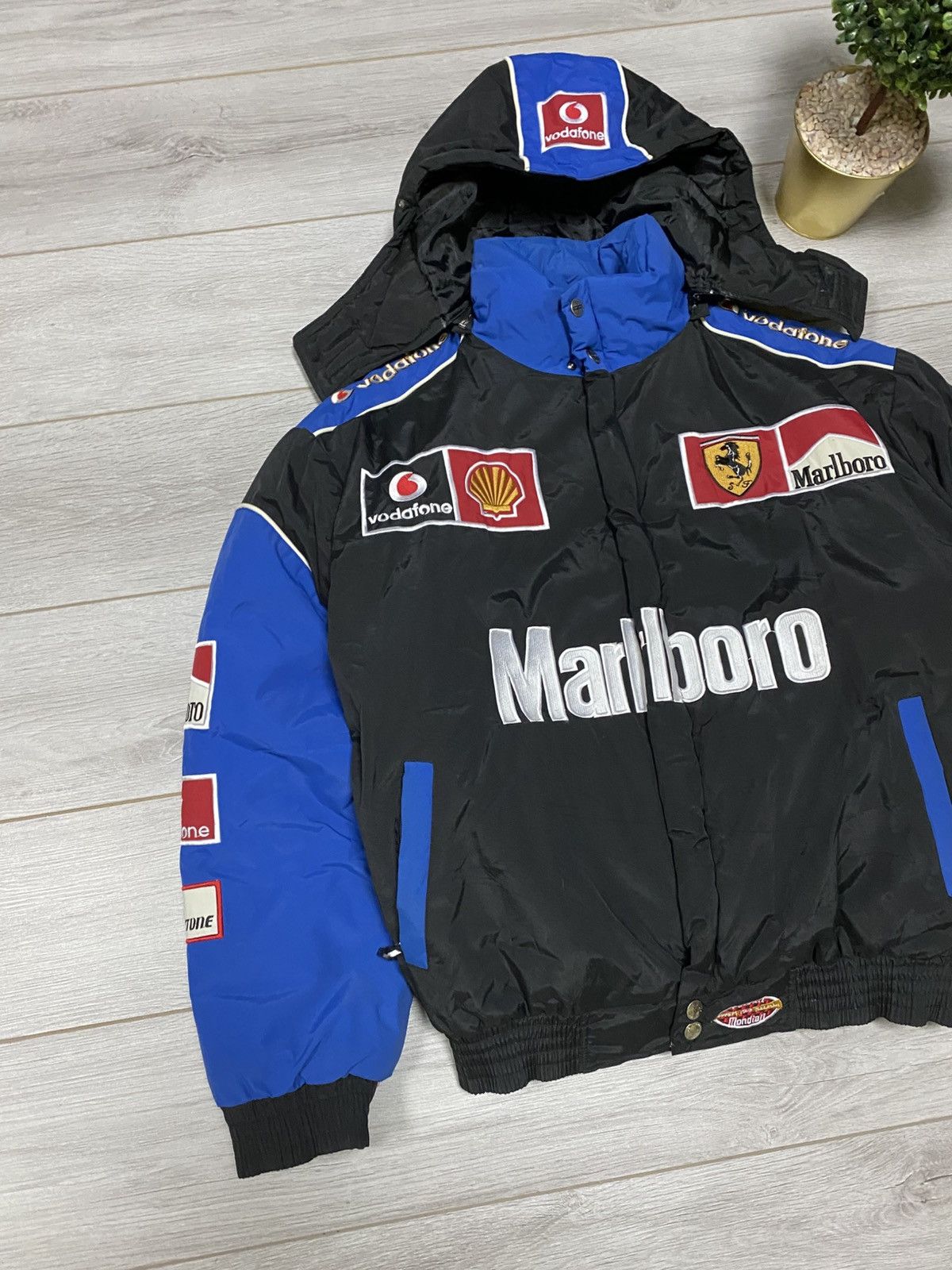 Marlboro Ferrari Marlboro Chase shell Vodafone vintage racing bomber Size US XXL / EU 58 / 5 - 8 Thumbnail
