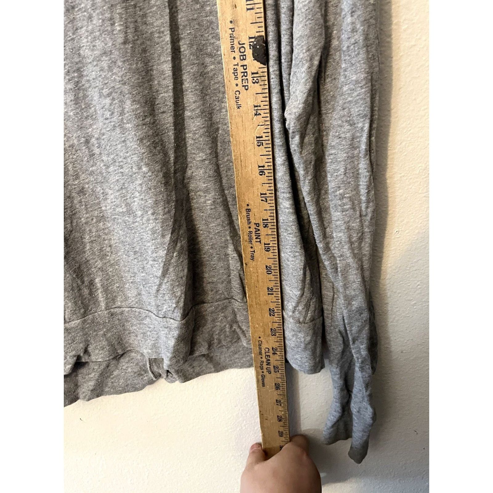 Vintage VINTAGE Victoria's Secret Pink Bling Pocket Cardigan Button Up Top M Gray Womens Pocket Cardigan Bling Pink Buttons V-Neck 90s? Size M / US 6-8 / IT 42-44 - 4 Thumbnail