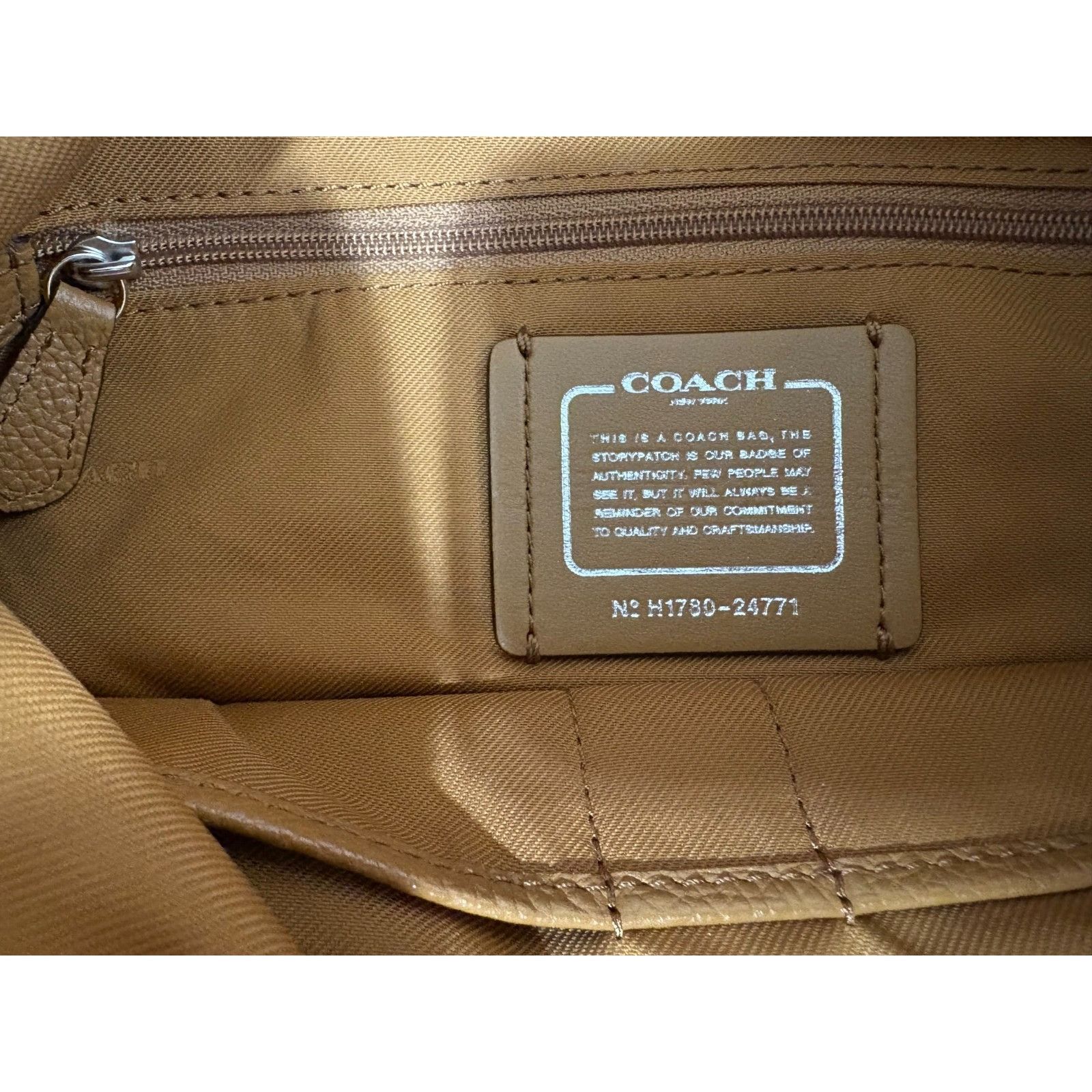 Coach Coach Turnlock Hobo Bag 24771 Pebbled Leather Saddle Tan Size ONE SIZE - 9 Thumbnail