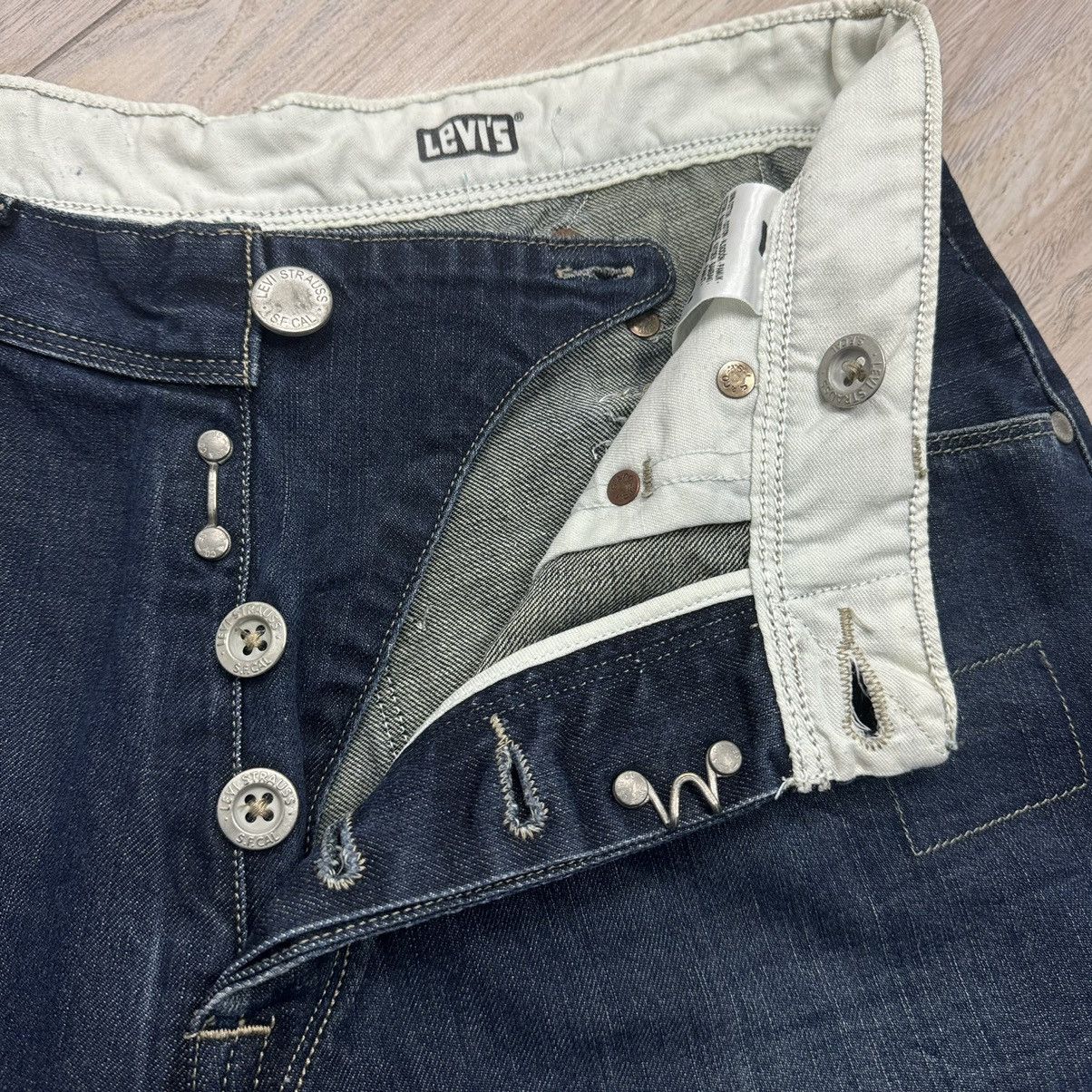 Levi's Rare Levi’s Y2K 3D Cinch Back Avant Garde Denim 3/4 Shorts Size US 30 / EU 46 - 11 Thumbnail