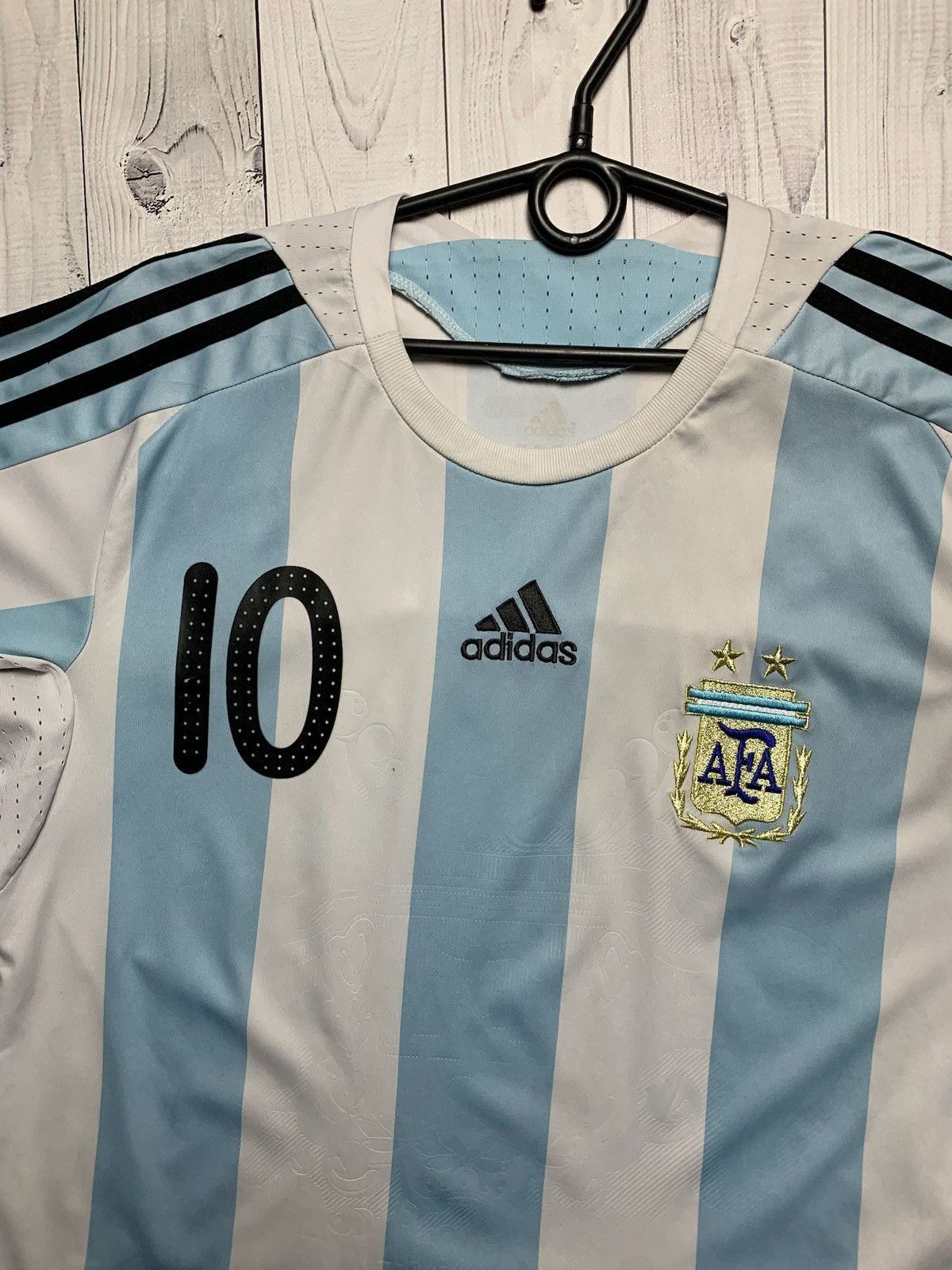 Vintage Rare Vintage striped Argentina tee logo size M 10 Messi Size US M / EU 48-50 / 2 - 3 Thumbnail