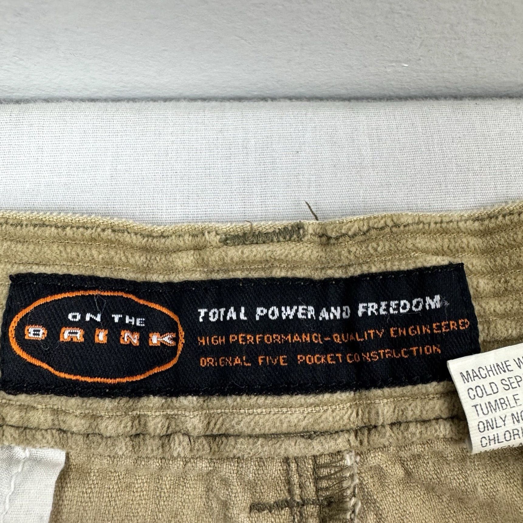 Vintage VINTAGE On The Brink Pants Khaki Corduroy 34x29 Adult Casual 90s Mens Relaxed Baggy 90s Size US 34 / EU 50 - 3 Thumbnail