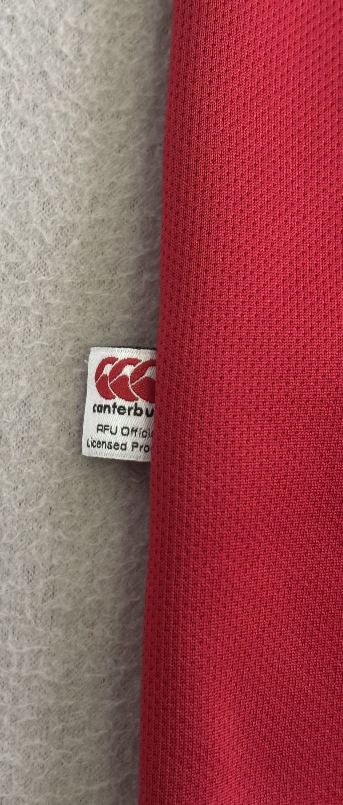 Canterbury of New Zealand England Rugby 2014/2015 Canterbury Jersey Size M Size US M / EU 48-50 / 2 - 13 Thumbnail