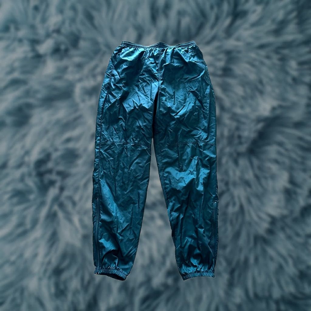 Nike VINTAGE Nike Track Pants Baggy 90s Green Mens XL Pants 90s Nike White Tag Rare Size US 36 / EU 52 - 1 Thumbnail