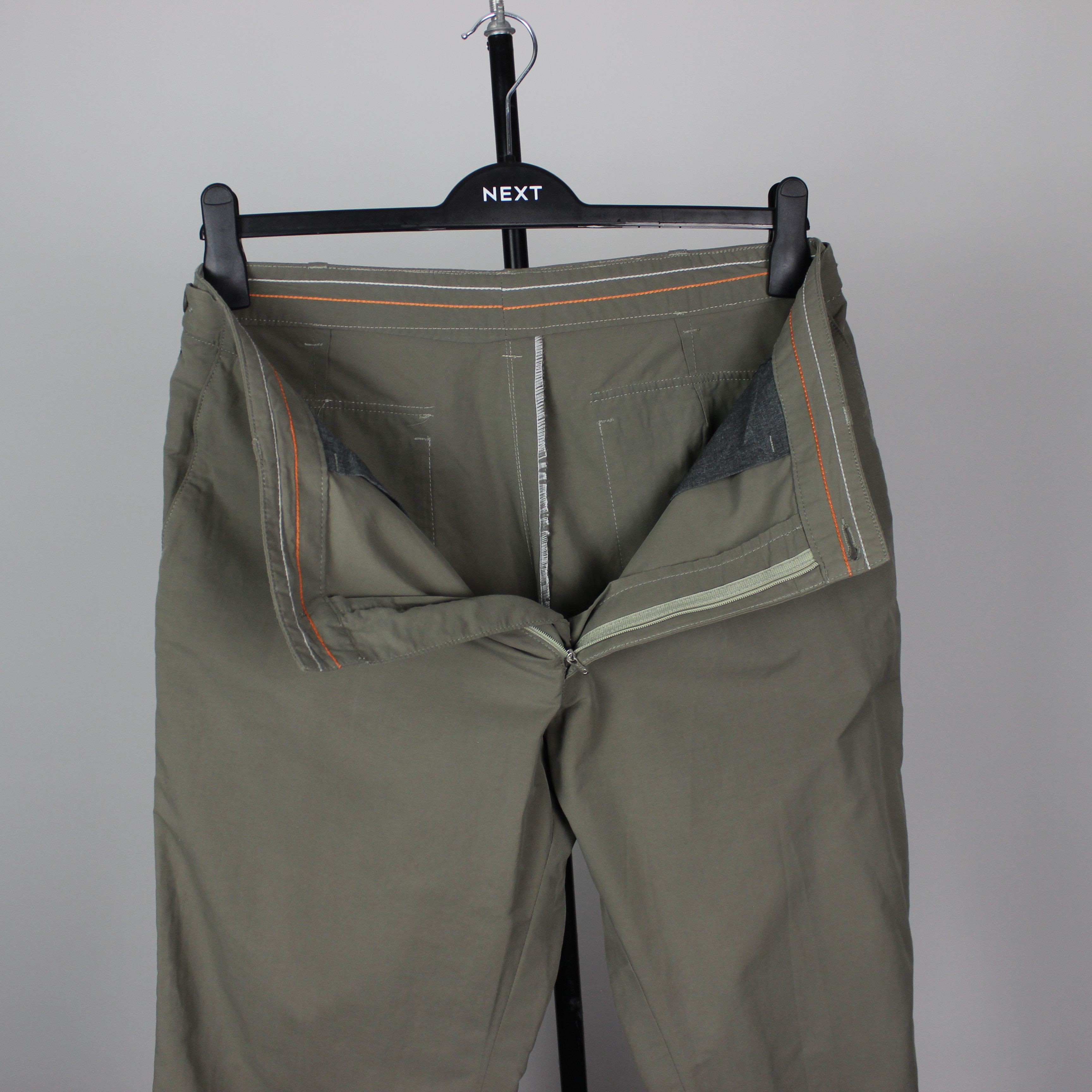 Hugo Boss Hugo Boss casual pants 54 cotton green olive Size US 36 / EU 52 - 7 Thumbnail
