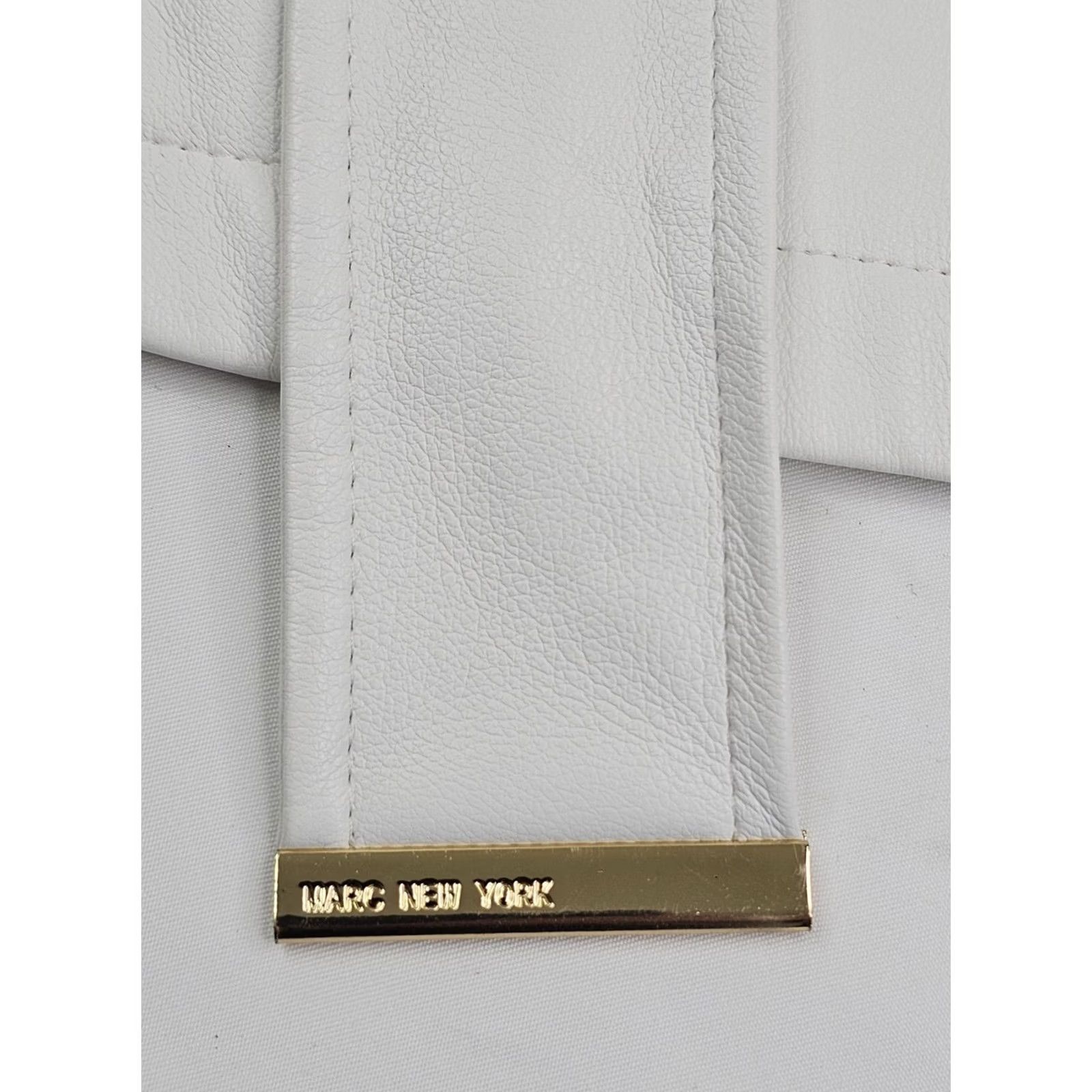 Andrew Marc VINTAGE Andrew Marc New York Belted Vest Women S White Open Cardigan EUC Size S / US 4 / IT 40 - 3 Thumbnail