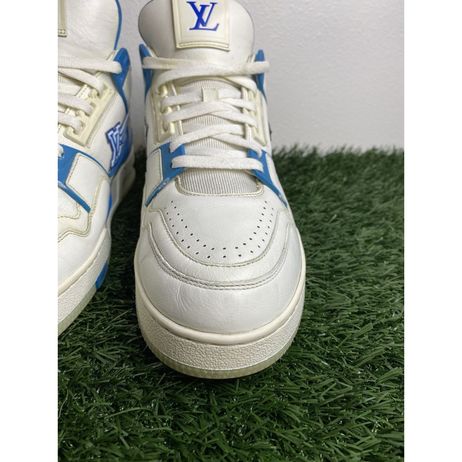Louis Vuitton Louis Vuitton Trainer “AZUR” | Size 9 LV Size US 10 / EU 43 - 7 Thumbnail