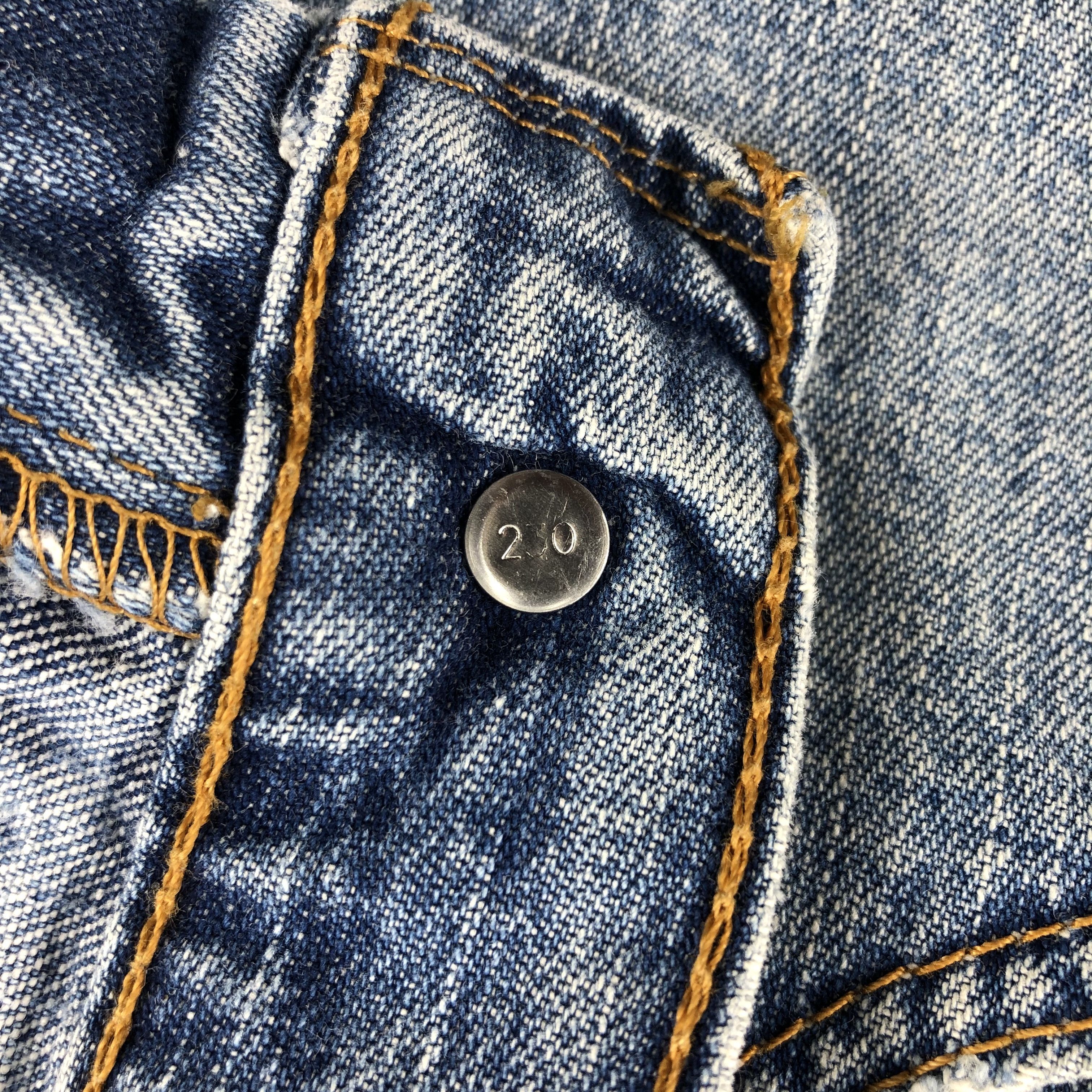 Levi's × Vintage Vintage Mid Wash Levis 565 Jeans-JM1188 Size US 37 - 9 Thumbnail