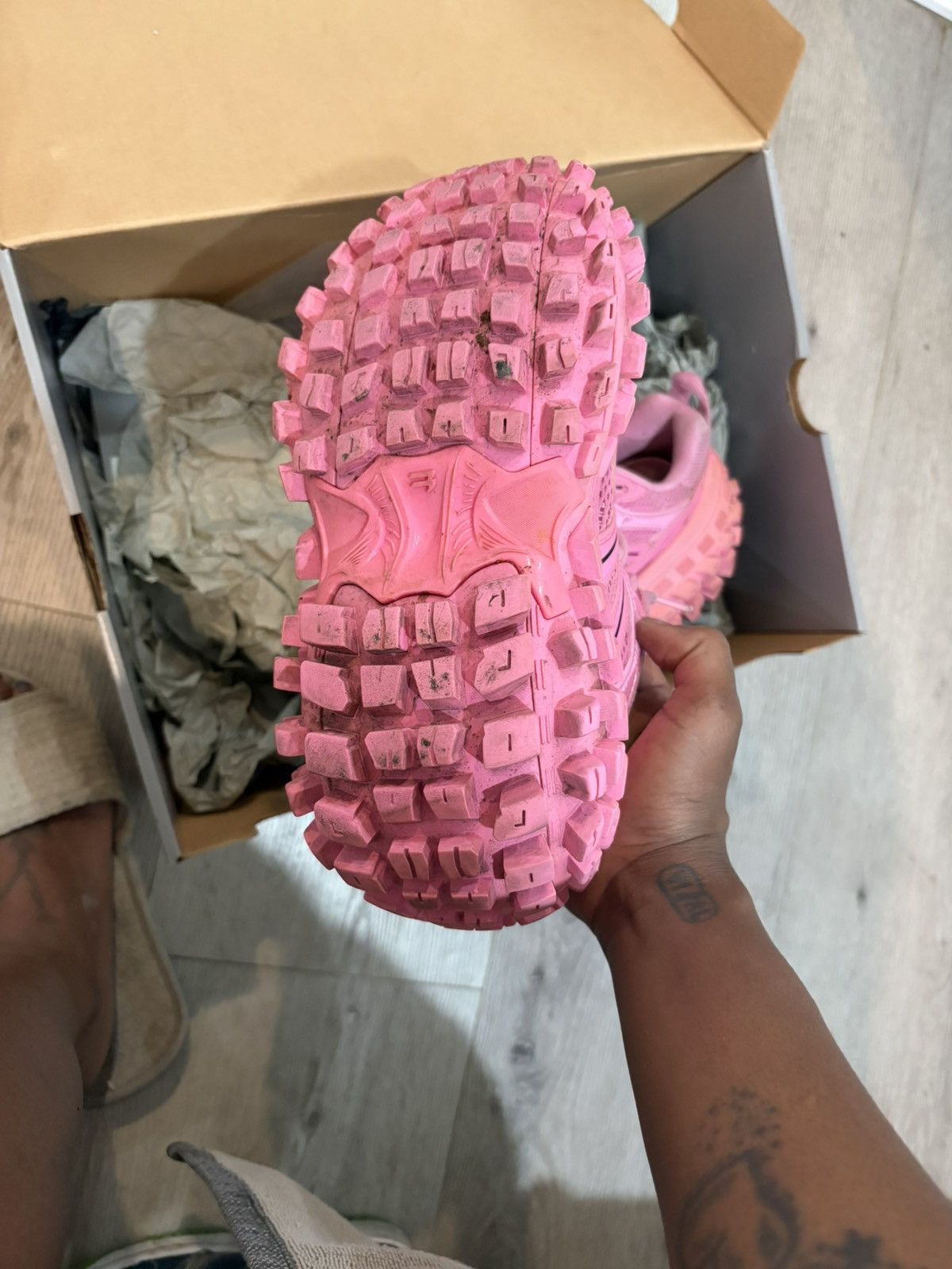 Balenciaga Balenciaga Defenders sz 36 Size US 5 / IT 35 - 2 Thumbnail