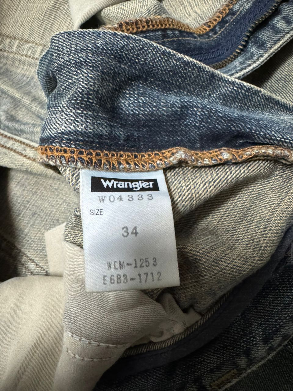 Wrangler 2000s Wrangler Buffalo Western Mud-Washed Crazy Jeans Size US 34 / EU 50 - 6 Thumbnail