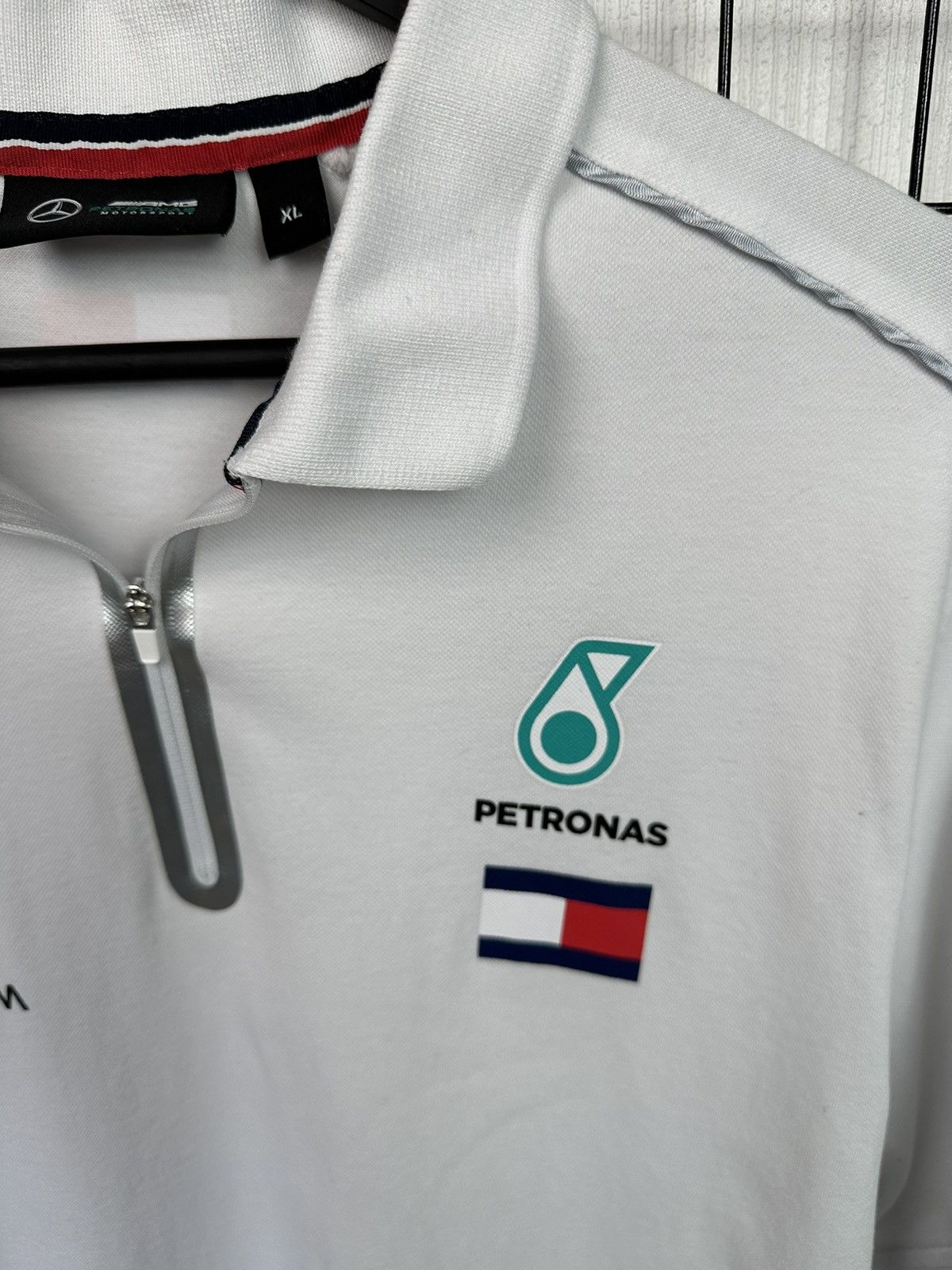 Formula 1 × Mercedes-Benz Mercedes AMG Benz Formula uno Petronas Men XL White T shitrt Size US XL / EU 56 / 4 - 9 Thumbnail