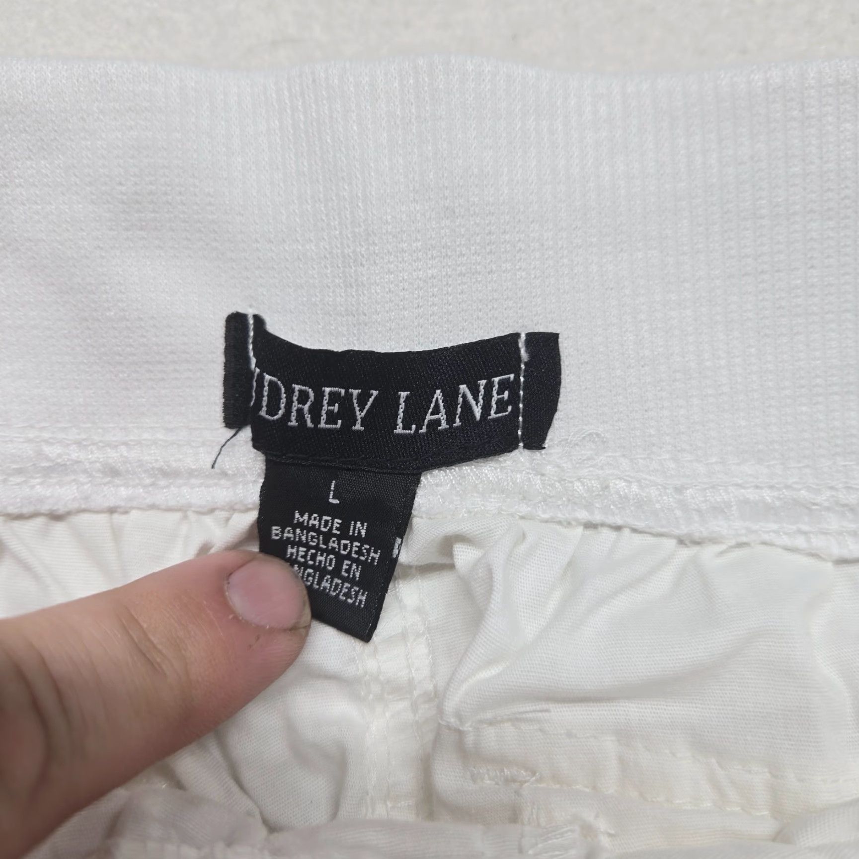 Vintage Audrey Lane Capri Pants White Women's L Large Nylon Pull-On Elastic Waist Capri - Solid, Lightweight, Casual Pants Size 36" / US 14 / IT 50 - 4 Thumbnail