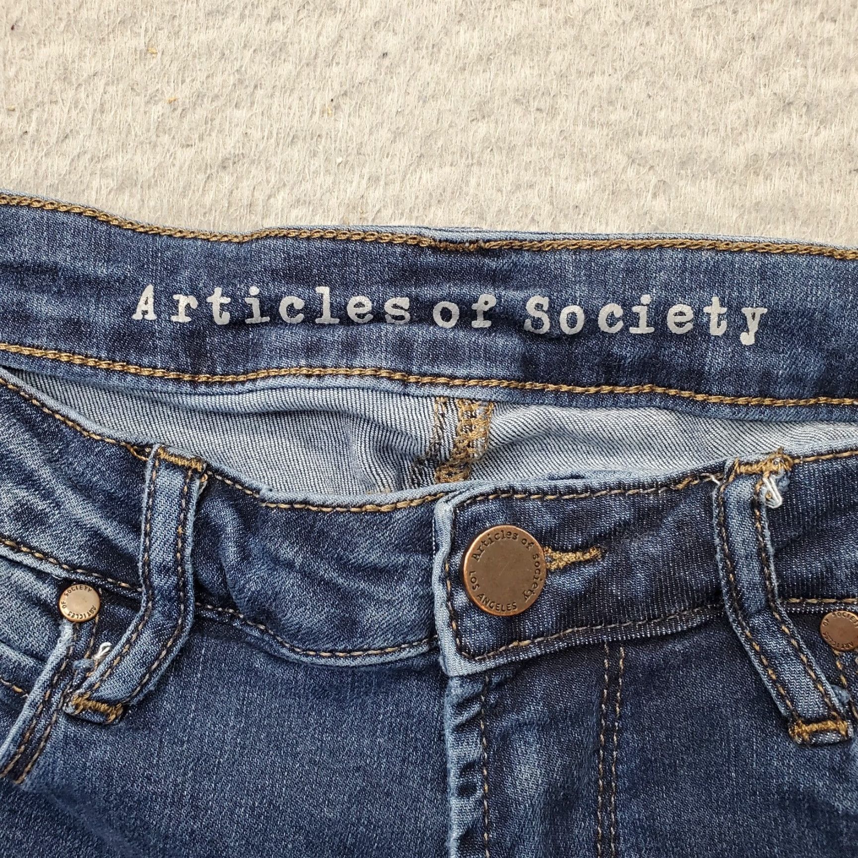 Vintage Articles of Society Skinny Jeans Women's 28 Blue Faded Denim Stretch Frayed Hem Jeans Womens 28 Blue Denim Stretch Frayed Hem Size 28" / US 6 / IT 42 - 6 Thumbnail